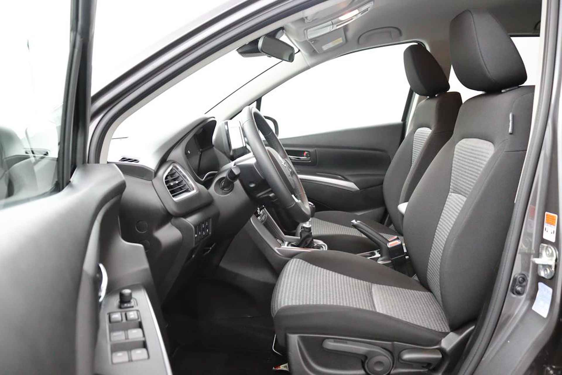 Suzuki S-Cross 1.4 Boosterjet Select Smart Hybrid | Apple Carplay | Android Auto | 6 Jaar Garantie | Parkeersensoren Rondom | Keyless Entry | - 9/45
