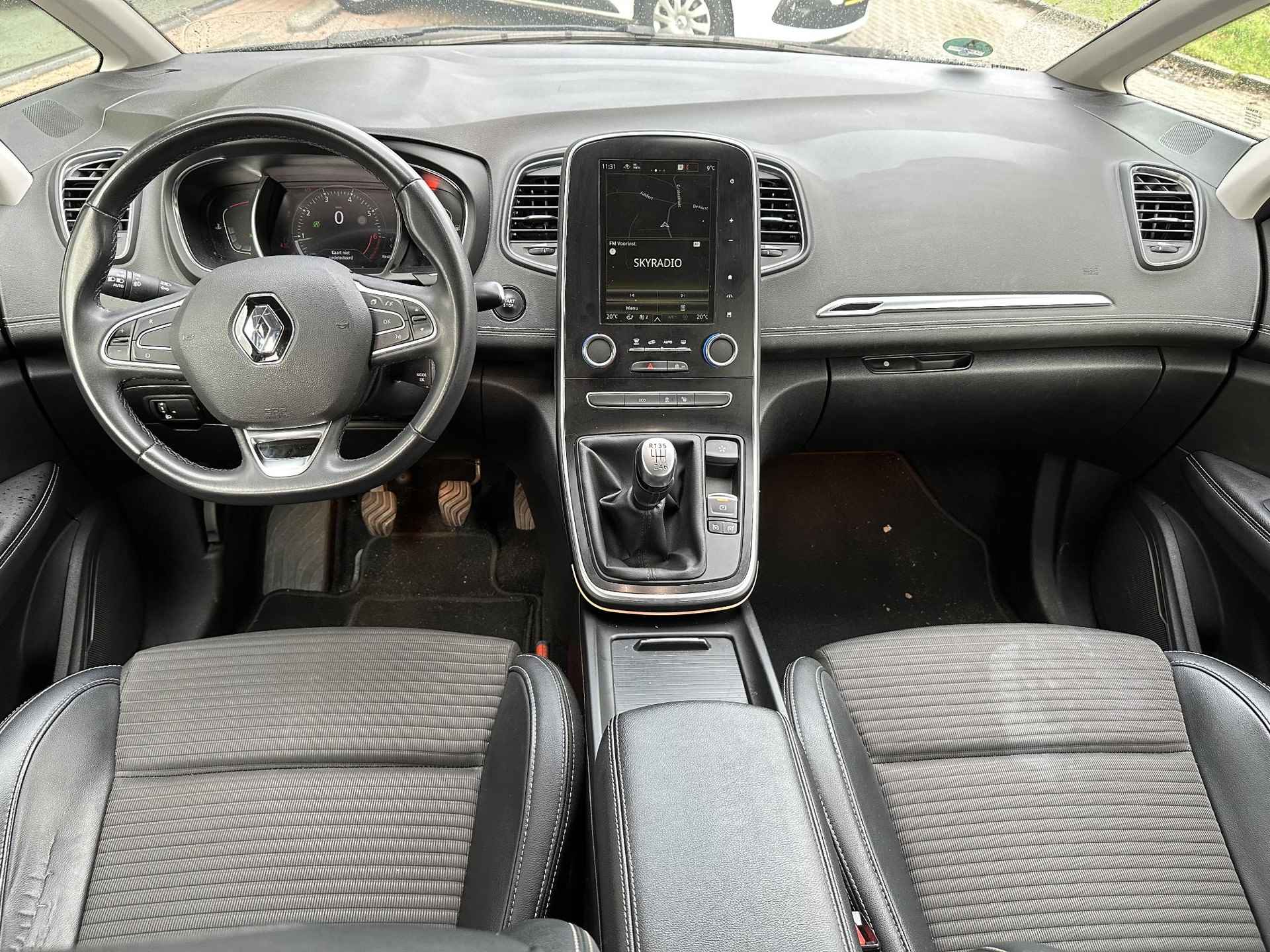 Renault Grand Scénic 1.3 TCe 140 Intens 7p. | Navi 8,7" | Clima | Cruise | LM velgen 20" | PDC V+A + Camera | Apple Carplay/Android Auto - 10/25