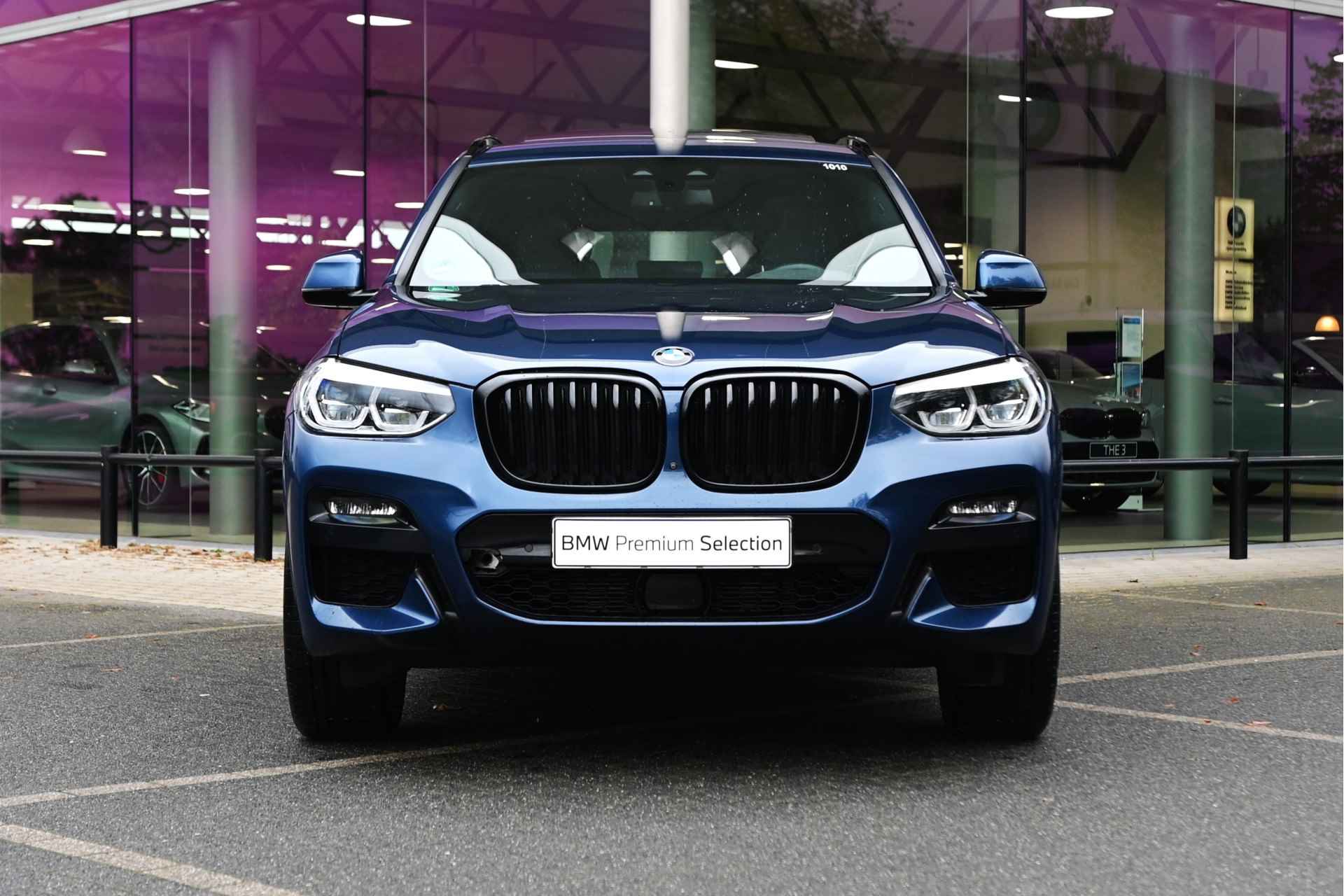 BMW X3 xDrive30e High Executive M Sport Automaat / Panoramadak / Trekhaak / Sportstoelen / Stoelverwarming / Adaptieve LED / Head-Up / Live Cockpit Professional / Harman Kardon / Parking Assistant Plus - 7/38