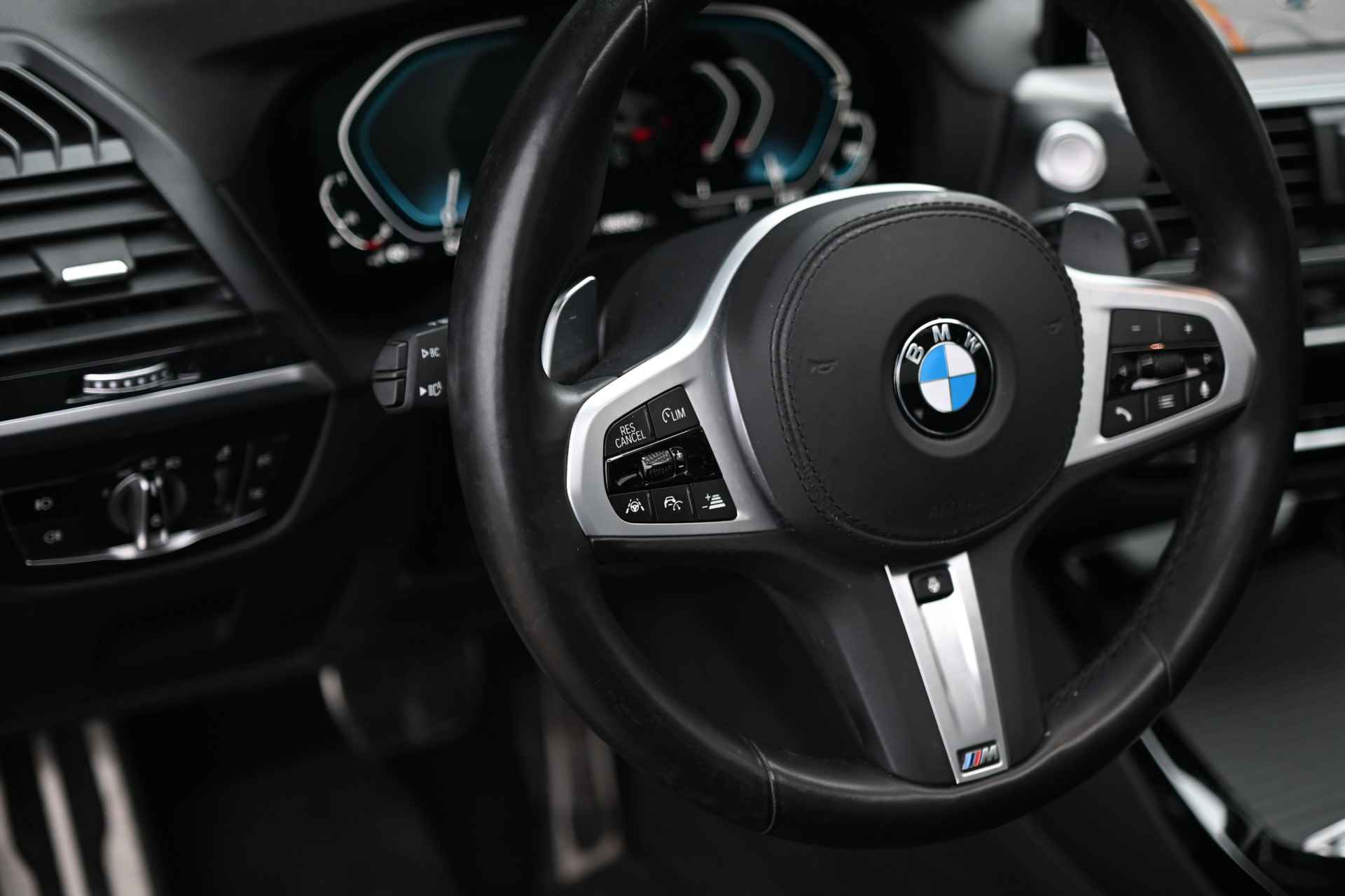 BMW X3 xDrive30e High Executive M Sport Automaat / Panoramadak / Trekhaak / Sportstoelen / Stoelverwarming / Adaptieve LED / Head-Up / Live Cockpit Professional / Harman Kardon / Parking Assistant Plus - 13/38