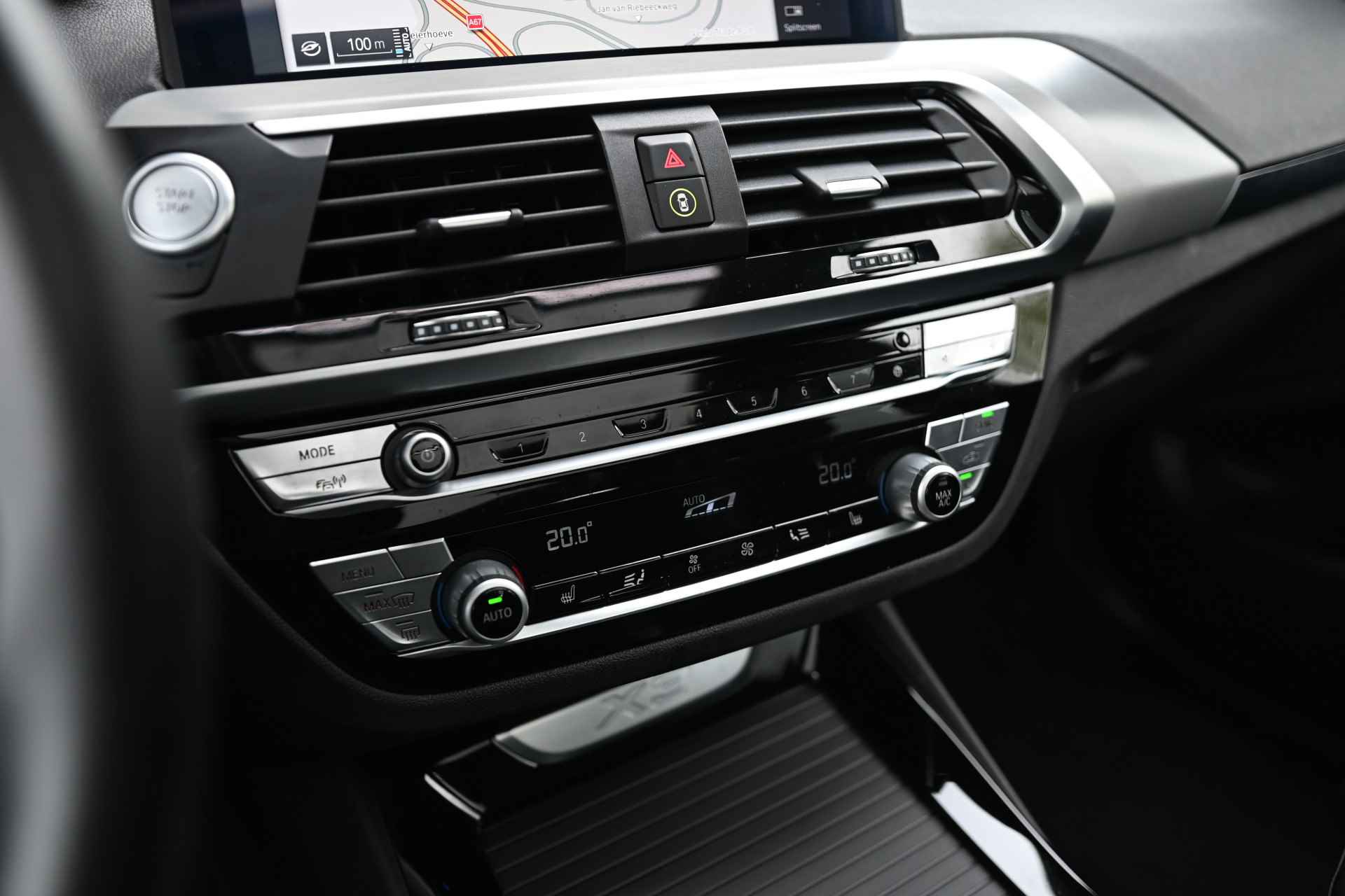 BMW X3 xDrive30e High Executive M Sport Automaat / Panoramadak / Trekhaak / Sportstoelen / Stoelverwarming / Adaptieve LED / Head-Up / Live Cockpit Professional / Harman Kardon / Parking Assistant Plus - 15/38