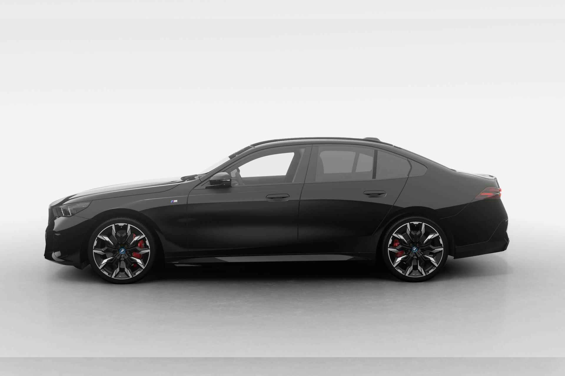 BMW i5 Sedan eDrive40 | M Sport Pro | Innovation Pack | Travel Pack | Comfort Pack - 4/20