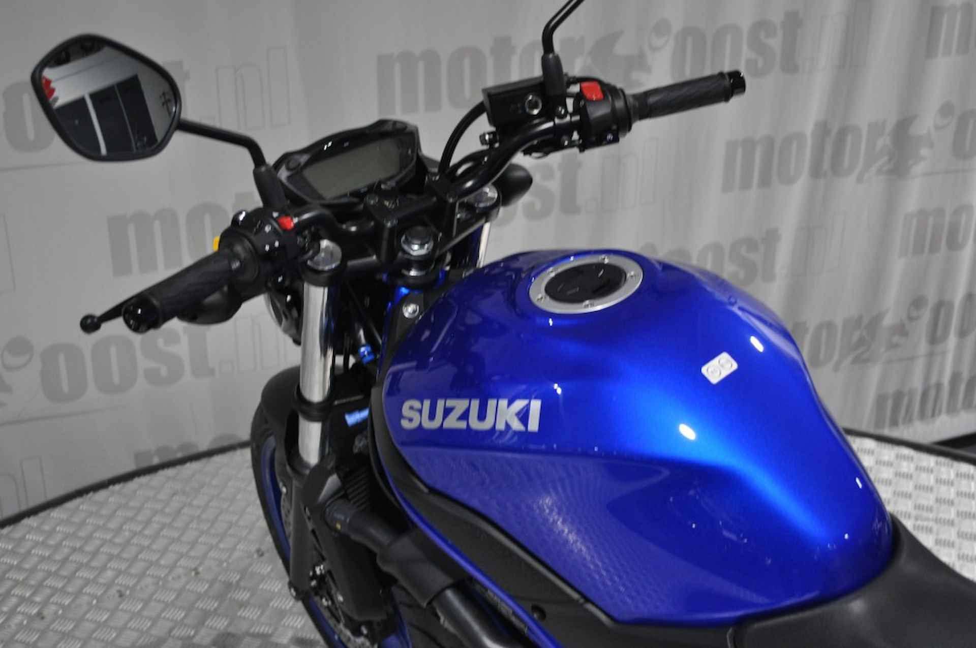 SUZUKI Sv 650   Abs - 16/19