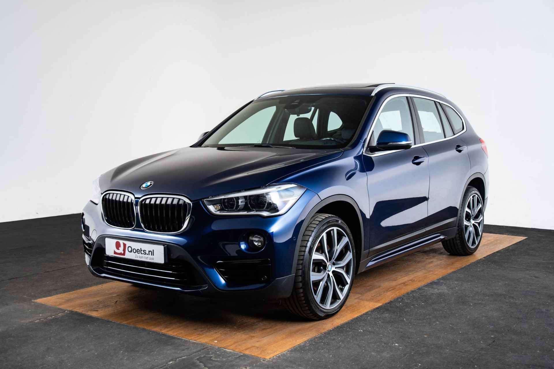 BMW X1 sDrive18i High Executive Sport - Panoramadak - Comfort Access - Driving/Parking Assistant - Sportstoelen - Elektrische achterklep - Head Up - Hifi - Automatisch dimmende binnen/buitenspiegels - Cruise control - - 22/68