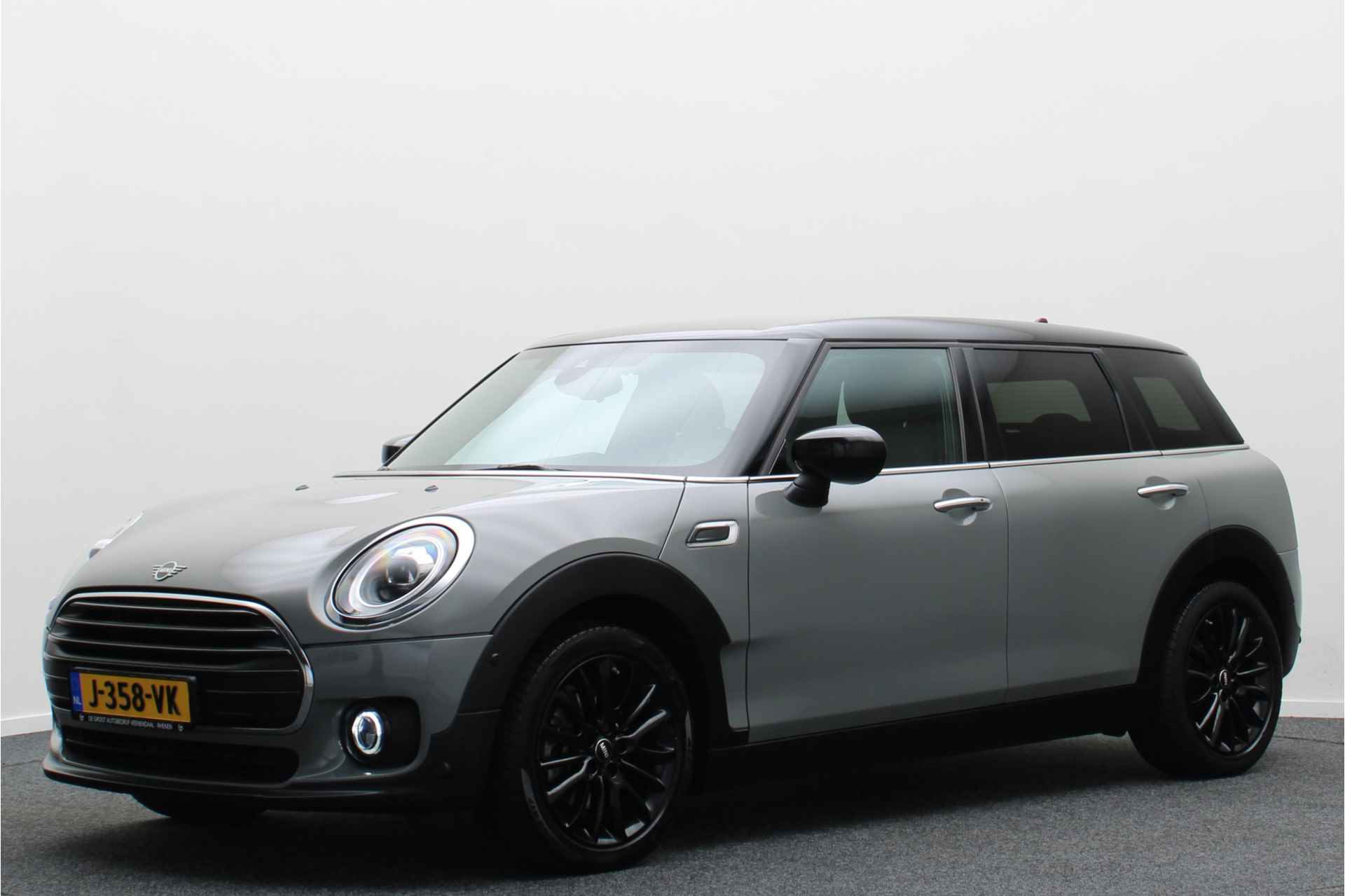 MINI Clubman 1.5 Cooper Business Edition Automaat LED, Keyless, Two-Tone lak, Navigatie, Cruise, PDC, Climate, 17” - 14/44