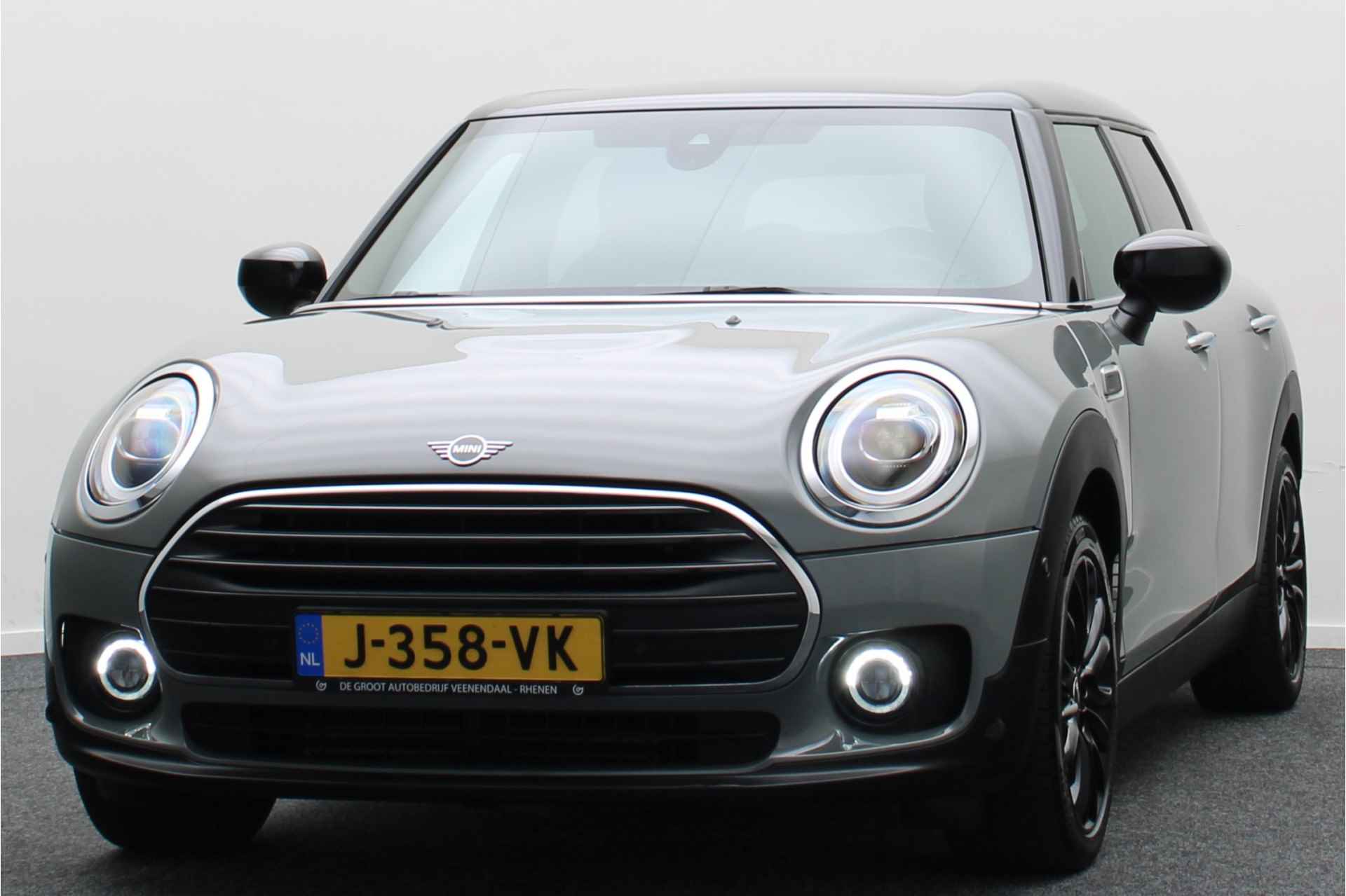 MINI Clubman 1.5 Cooper Business Edition Automaat LED, Keyless, Two-Tone lak, Navigatie, Cruise, PDC, Climate, 17” - 21/44