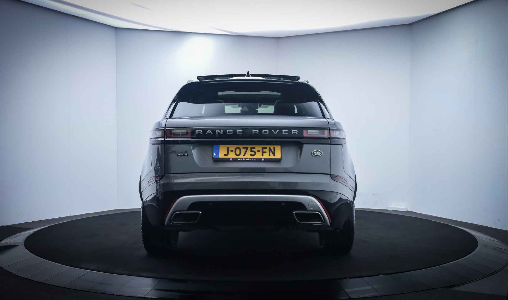 Land Rover Range Rover Velar P300 Turbo AWD R-Dynamic HSE PANO/MEMORY/MERIDIAN/DIGIDASH/HEAD UP/CAMERA/CARPLAY/STUURVERW/STOELVERW+VENT./LANE ASSIST/NAVI/LMV 21'' - 6/35