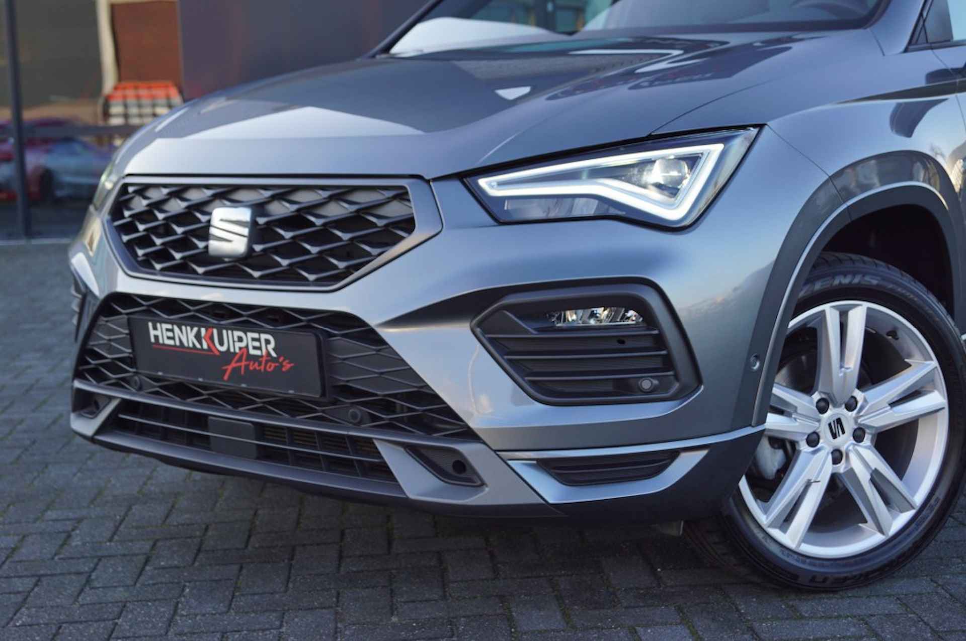 SEAT Ateca 1.5 TSI DSG FR /Panodak /Key-less/ El.A-Klep /Navi/LED/18Inch LM - 30/54