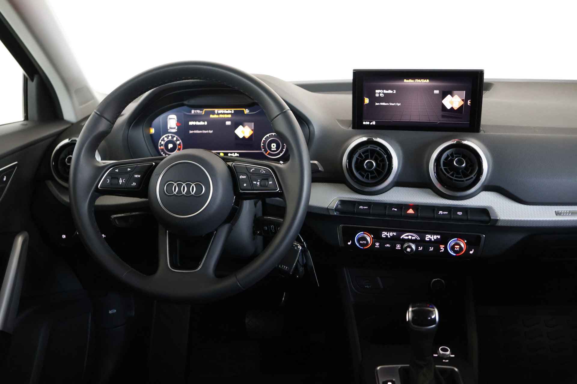 Audi Q2 35 TFSI Advanced edition / LED / CarPlay / Aut / Cam / Standkachel - 14/28