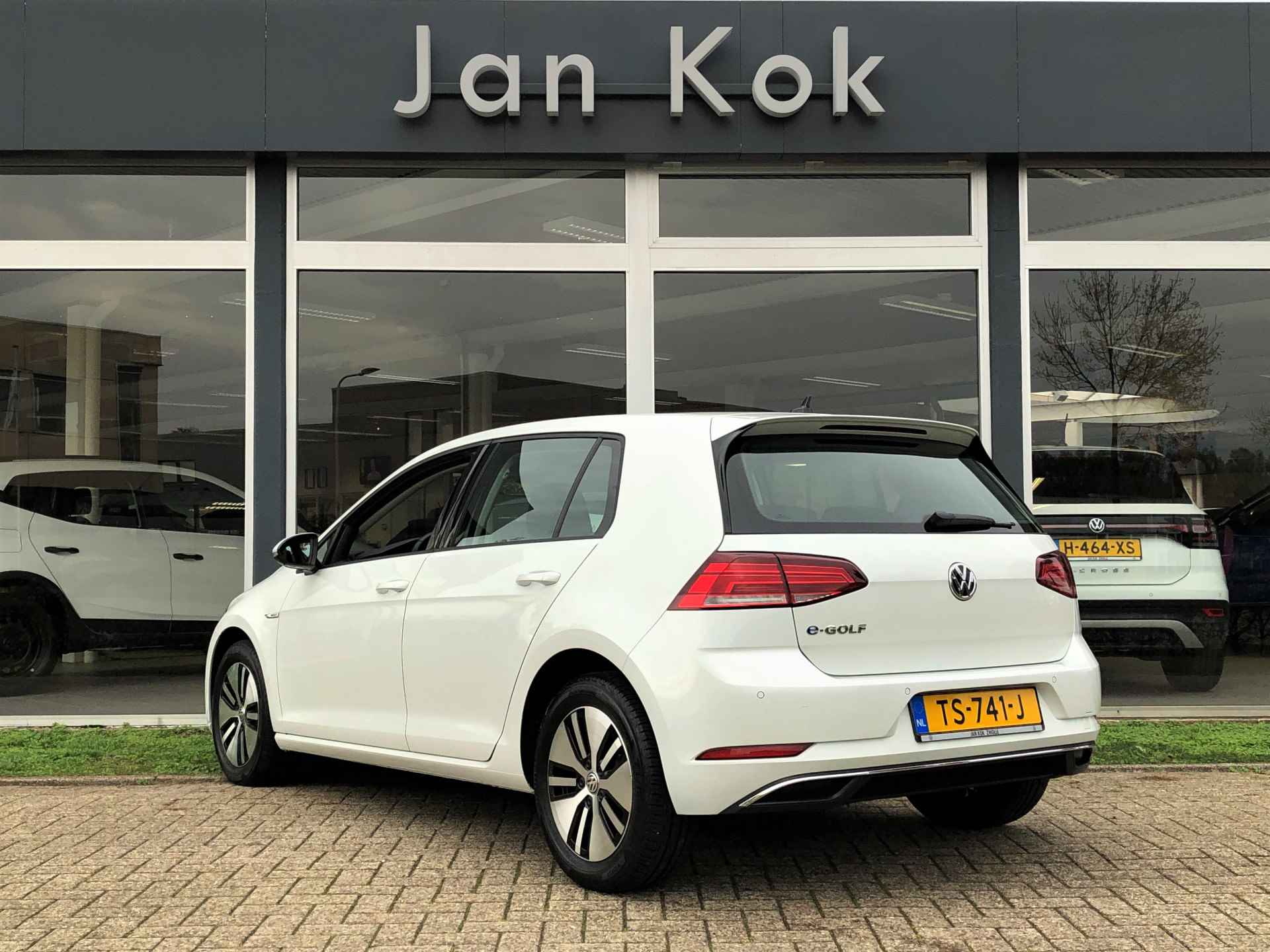 Volkswagen e-Golf 136 pk | 2.000 subsidie | Warmtepomp | Lage km stand - 4/36