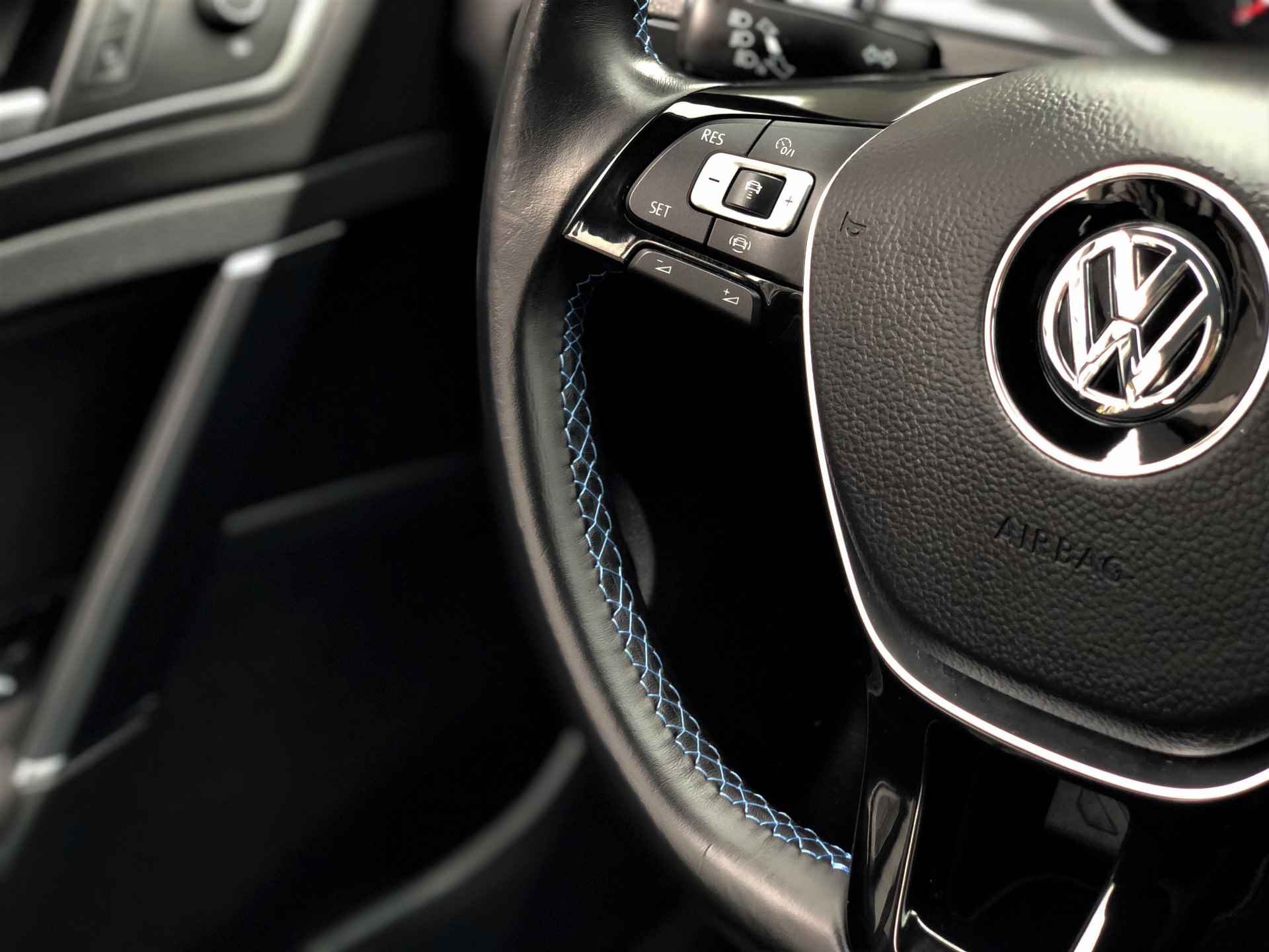 Volkswagen e-Golf 136 pk | 2.000 subsidie | Warmtepomp | Lage km stand - 32/36