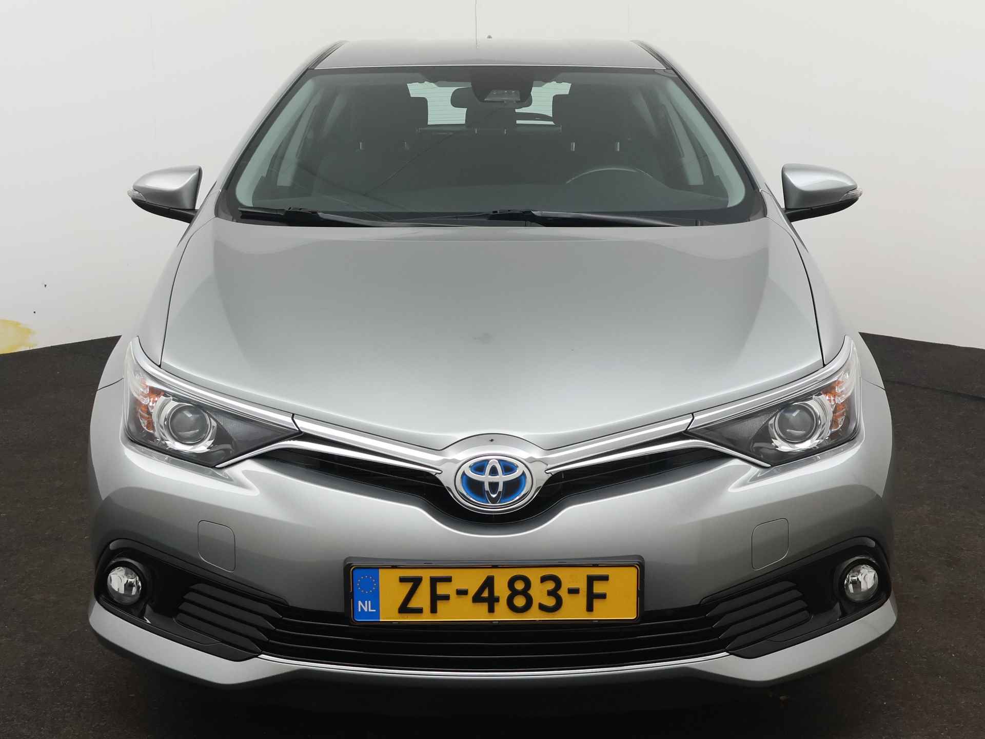 Toyota Auris 1.8 Hybrid Volcano Edition Limited | Navigatie | Camera | Trekhaak | LM velgen | Cruise Control | Climate Control | - 38/46