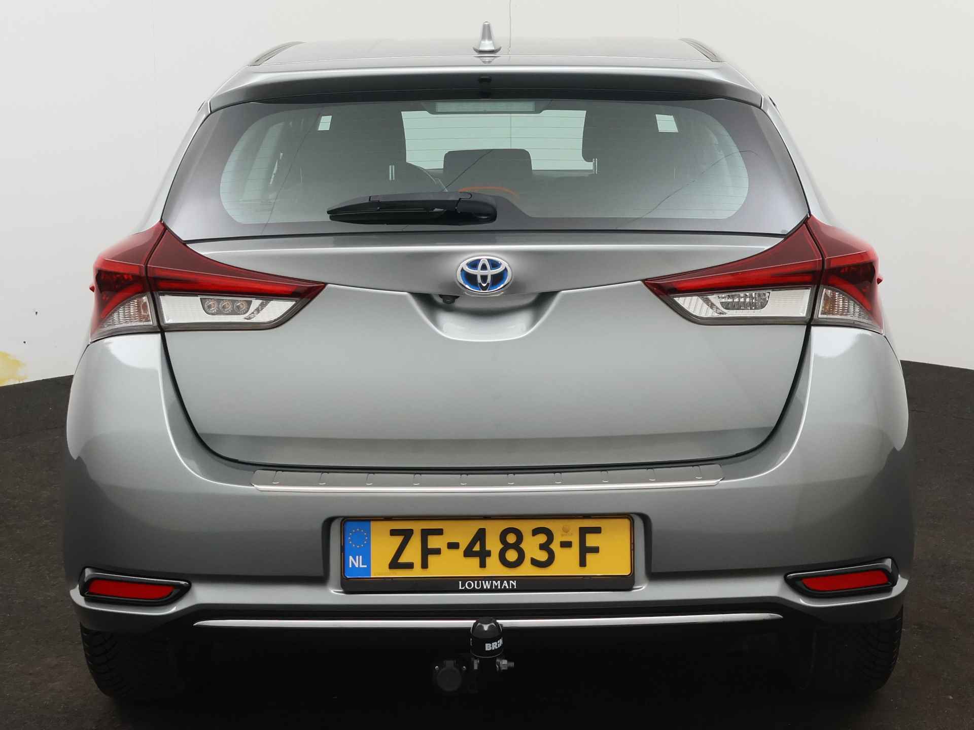 Toyota Auris 1.8 Hybrid Volcano Edition Limited | Navigatie | Camera | Trekhaak | LM velgen | Cruise Control | Climate Control | - 39/46