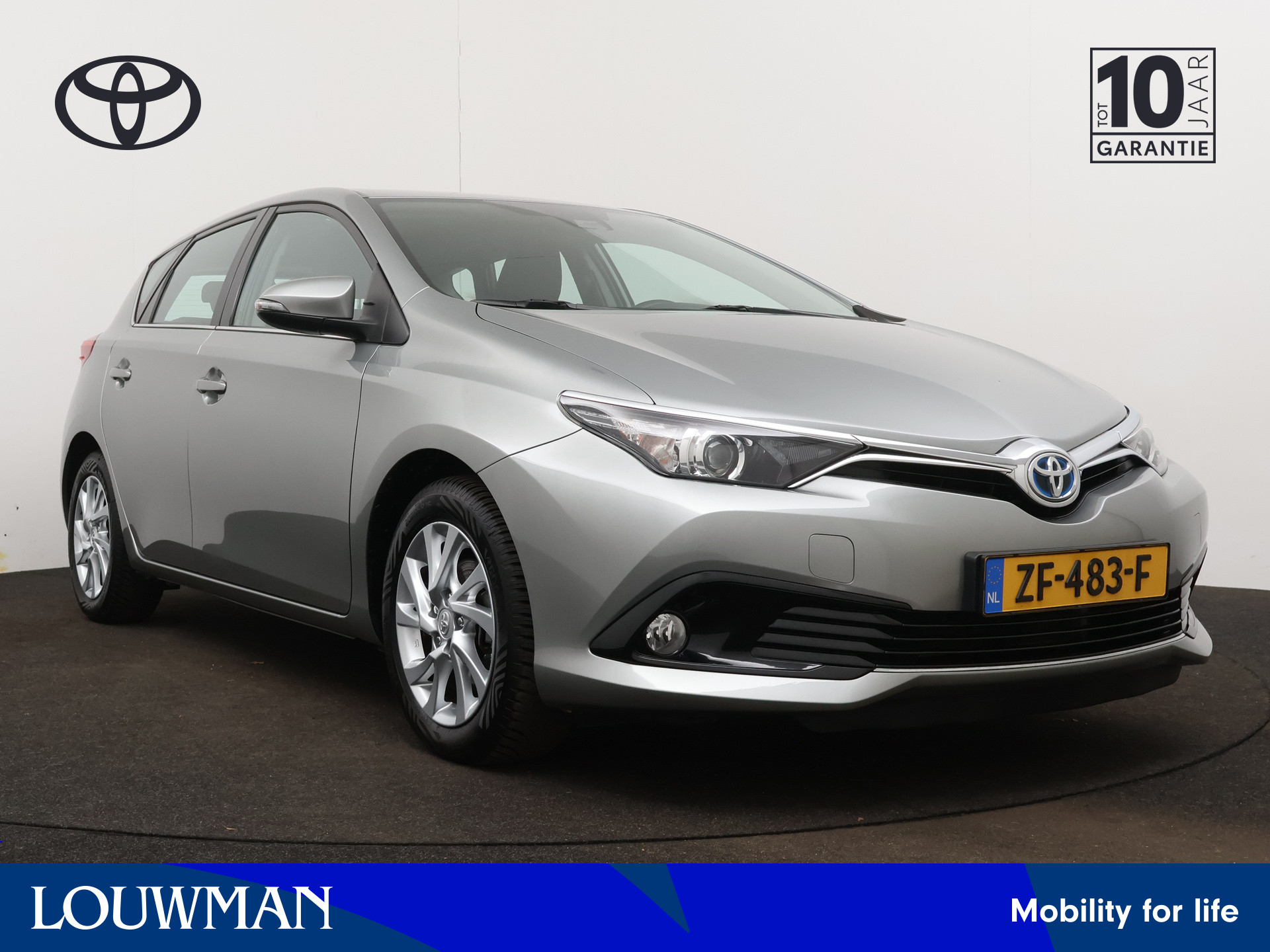 Toyota Auris 1.8 Hybrid Volcano Edition Limited | Navigatie | Camera | Trekhaak | LM velgen | Cruise Control | Climate Control |