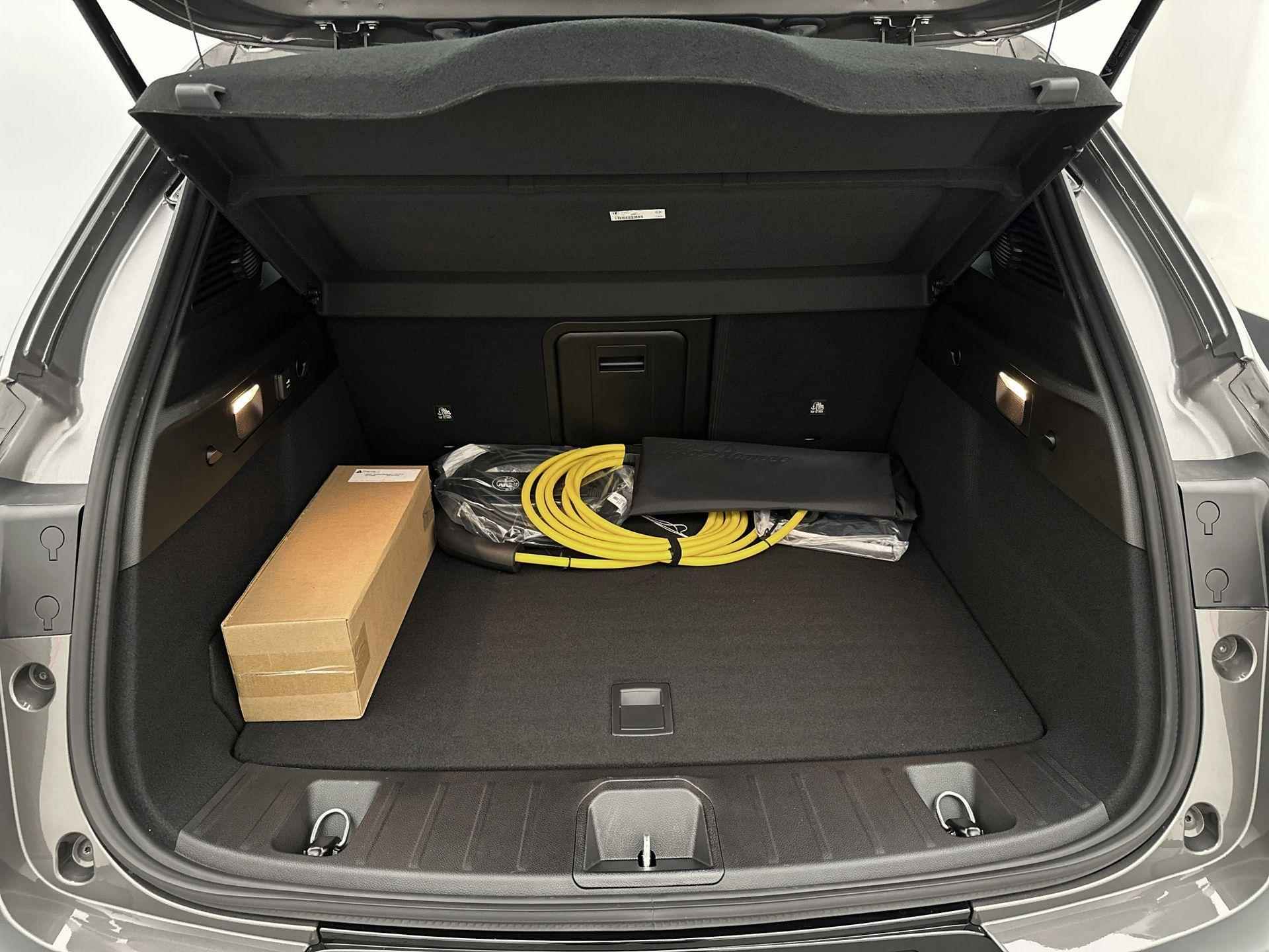 Alfa Romeo Tonale PHEV Sprint Hybride 280pk Automaat STOELVERWARMING | STUURVERWARMING | LED MATRIX | NAVIGATIE | SNEL RIJDEN | RIJKLAARPRIJS - 16/32