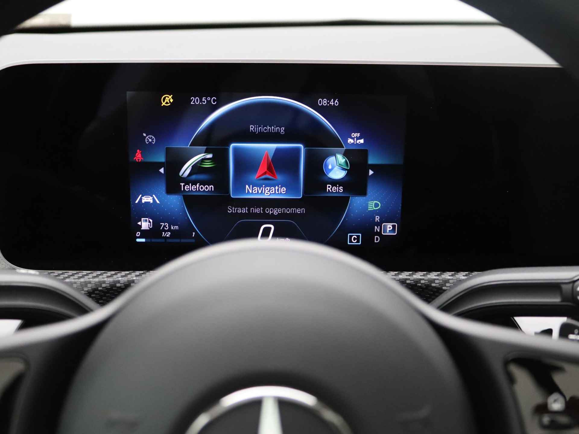 Mercedes-Benz A-klasse 180 Business Solution | Automaat | Panoramadak | Climate control | Navigatie | Half-Leder | LMV | Schuifdak | Parkeer sensoren | Camera | - 21/33