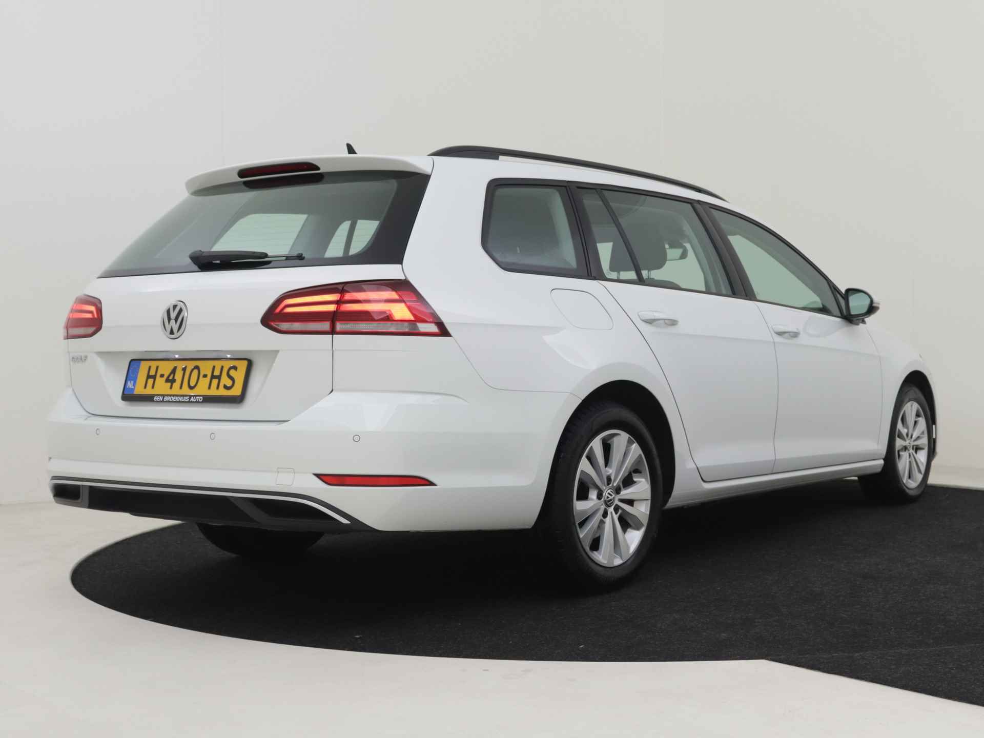 Volkswagen GOLF Variant 1.0 TSI Comfortline 116pk | Adaptief cruise control | Navigatie | App connect | Camera achter | Parkeersensoren v+a | 16"LMV - 3/36