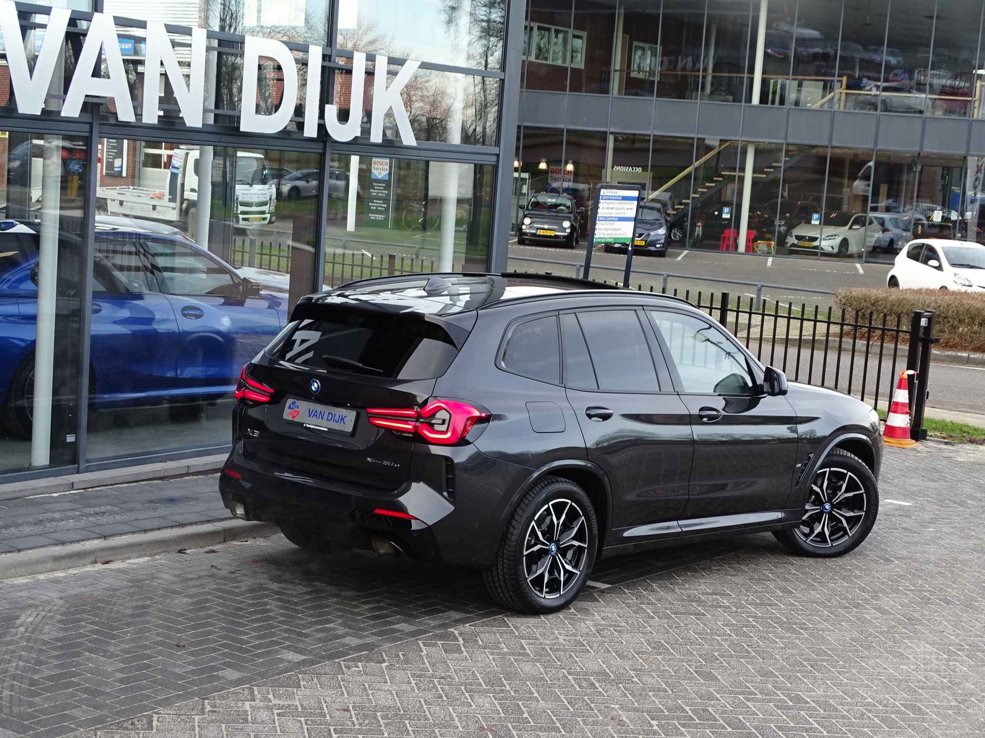 BMW X3 xDrive30e High Exe M Sport Pro. Pano.Dak Elek.stoelen Leder Head-up Harman/Kardon Driv. Ass. Cockpit.Pro. 19"LM Velgen - 51/53