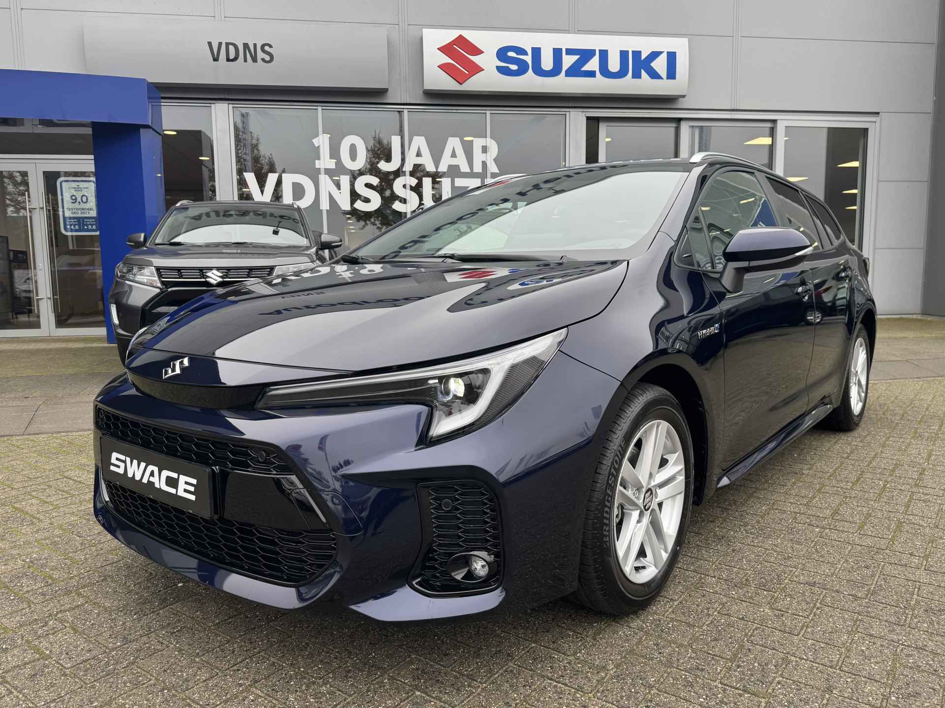 Suzuki Swace 1.8 Hybrid Style Per direct uit voorraad leverbaar. Info: M.Safari 0492588976 - 24/25