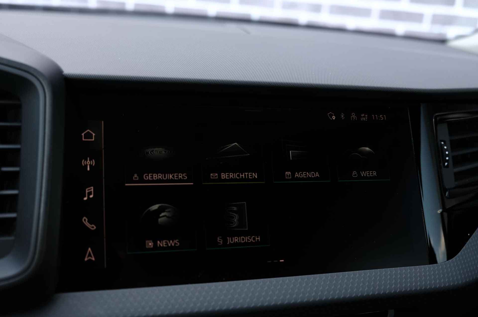 Audi A1 Sportback 30 TFSI epic | Cruise control | Stoelverwarming | Navigatie | Parkassist | Lichtmetaal - 24/28