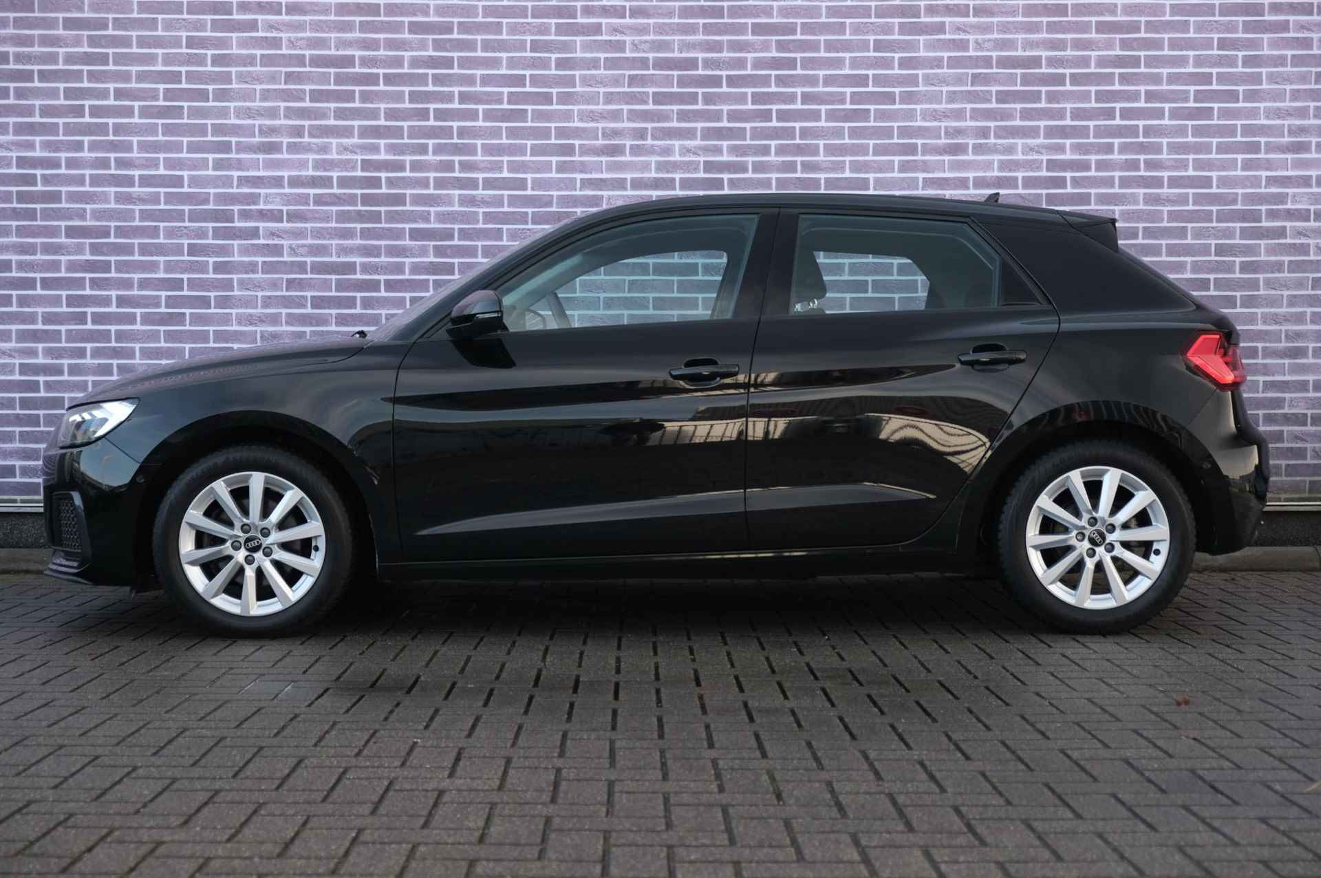 Audi A1 Sportback 30 TFSI epic | Stoelverwarming | Navigatie | Parkassist | Snelheidsbegrenzer | Parking Assist | PDC | - 4/36