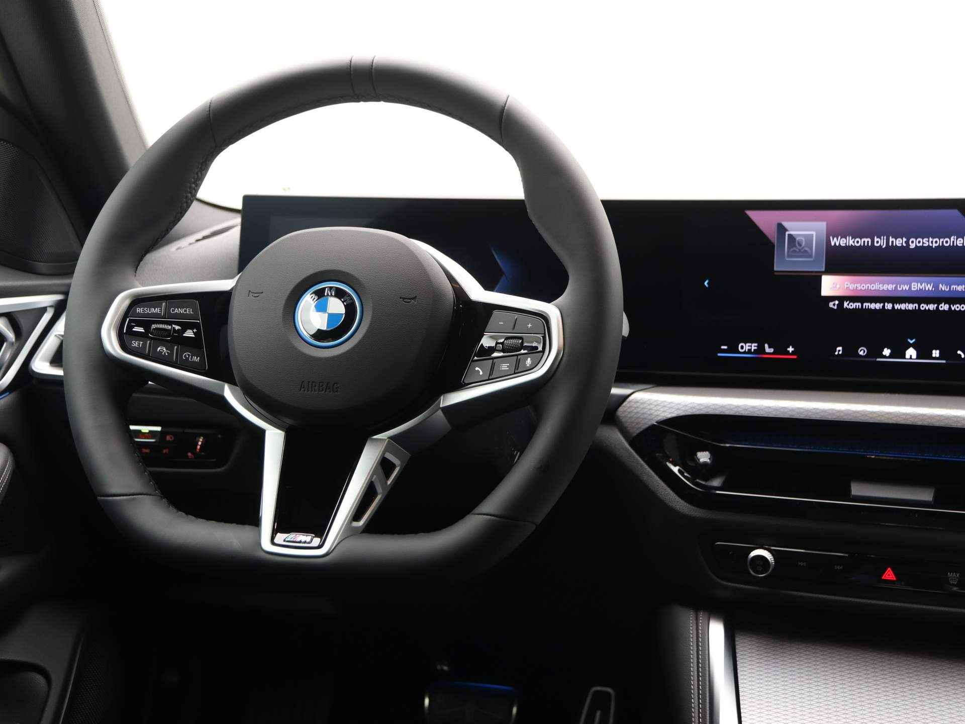 BMW i4 eDrive35 70 kWh - 3/25