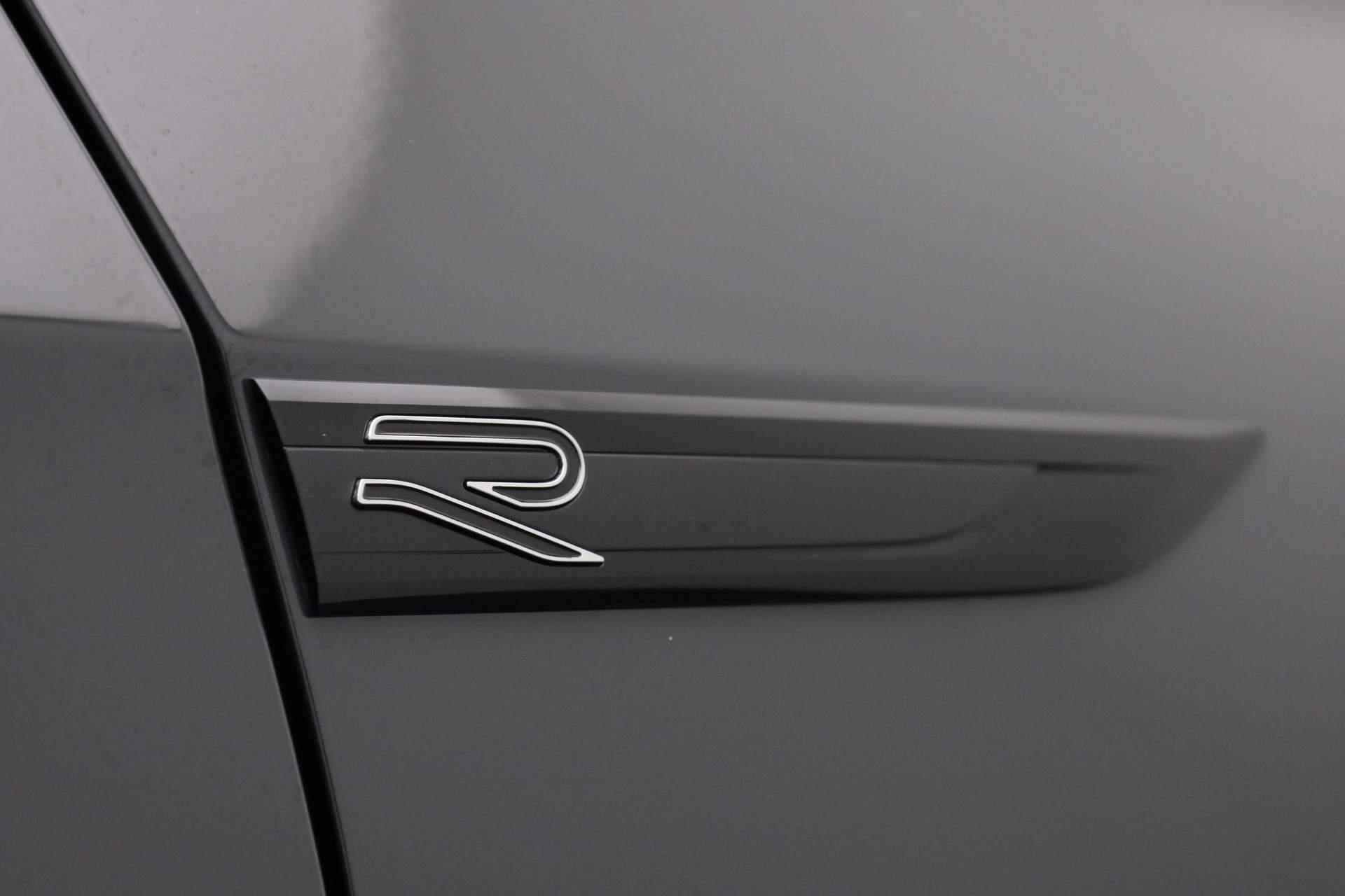 Volkswagen Golf 1.5 eTSI 150PK DSG R-Line Business | Pano | Harman/Kardon | IQ Light | Keyless | Camera | 17 inch - 13/41