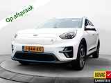 Kia e-Niro DynamicLine 64 kWh (204 PK) 1e-Eig, Keurig-Onderh, 12-Mnd-BOVAG, NL-Auto, Half-Leer, Navigatie/Apple-Carplay/Android-Auto, Adaptive-Cruisecontrol, Keyless-Entry/Start, Achteruitrijcamera, Stoel/Stuur-Verwarming, DAB, Licht-Zicht-Pakket, Lm-Velgen-17Inch, Privacy-Glas