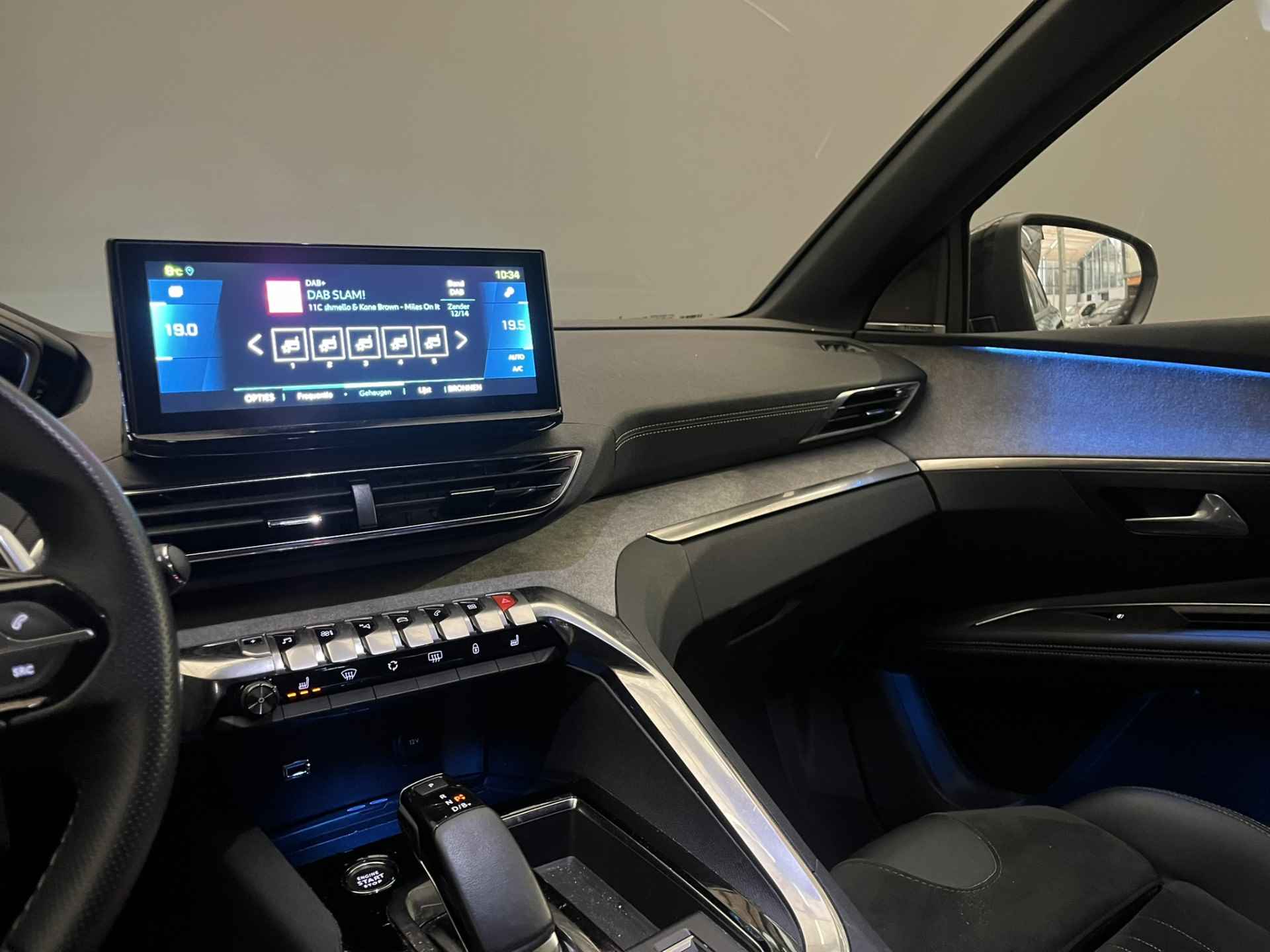 Peugeot 3008 1.6 HYbrid 225PK GT Pack Business | Elek. Stoel | massage | Elek. Achterklep | Camera | FOCAL | Adaptieve Cruise | Clima | Apple/Android Carplay | Keyless Entry | Virtueel Dashboard | Focal Audio - 19/38