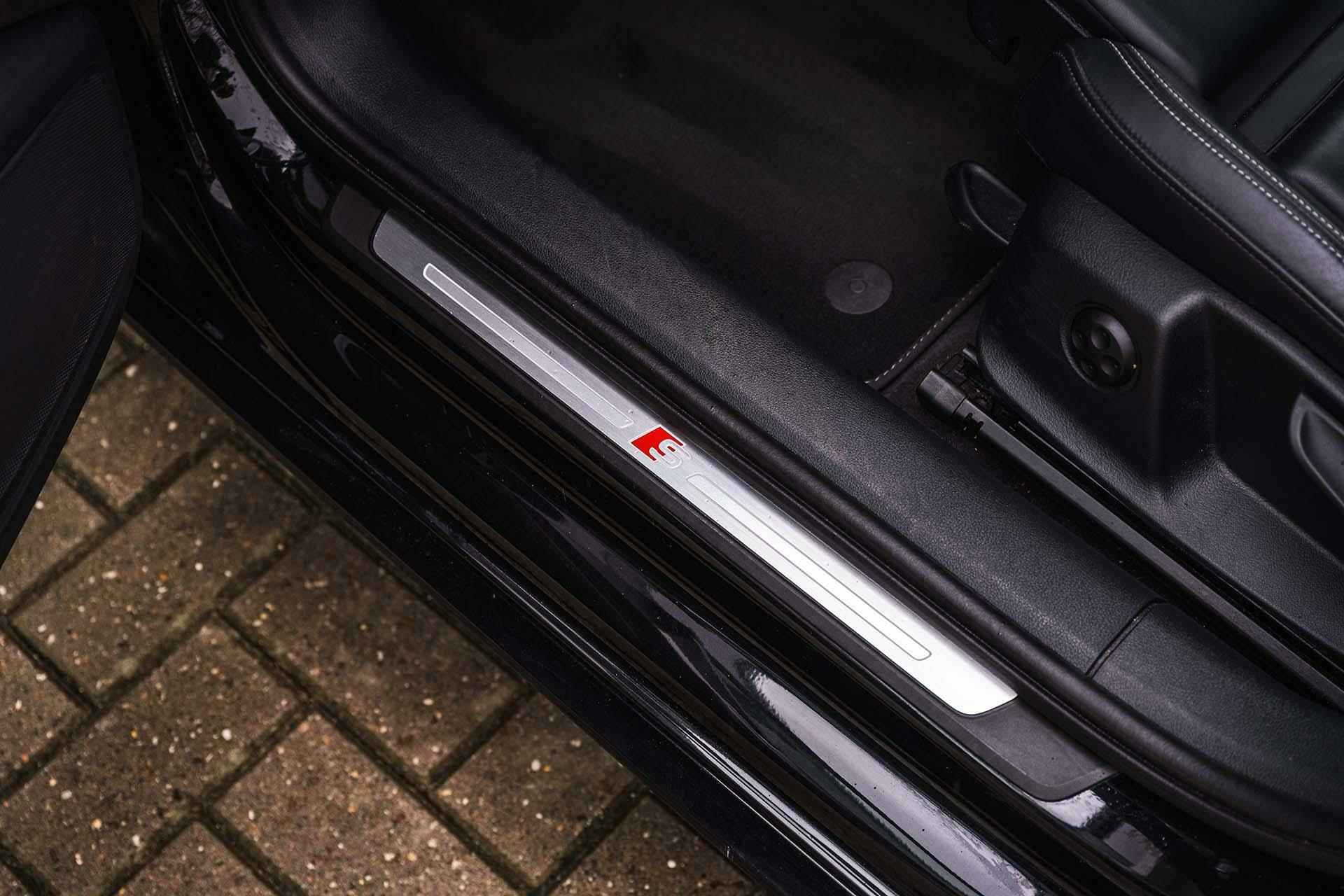 Audi A4 Avant 2.0 TFSI 3x S-Line Black Optic ACC Virtual 19' - 17/53