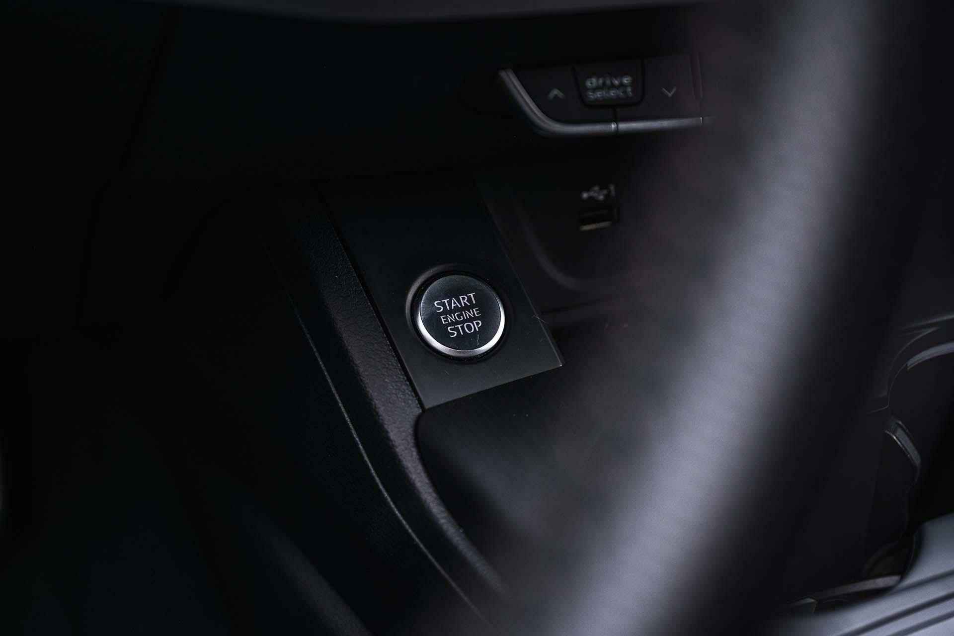 Audi A4 Avant 2.0 TFSI 3x S-Line Black Optic ACC Virtual 19' - 24/53