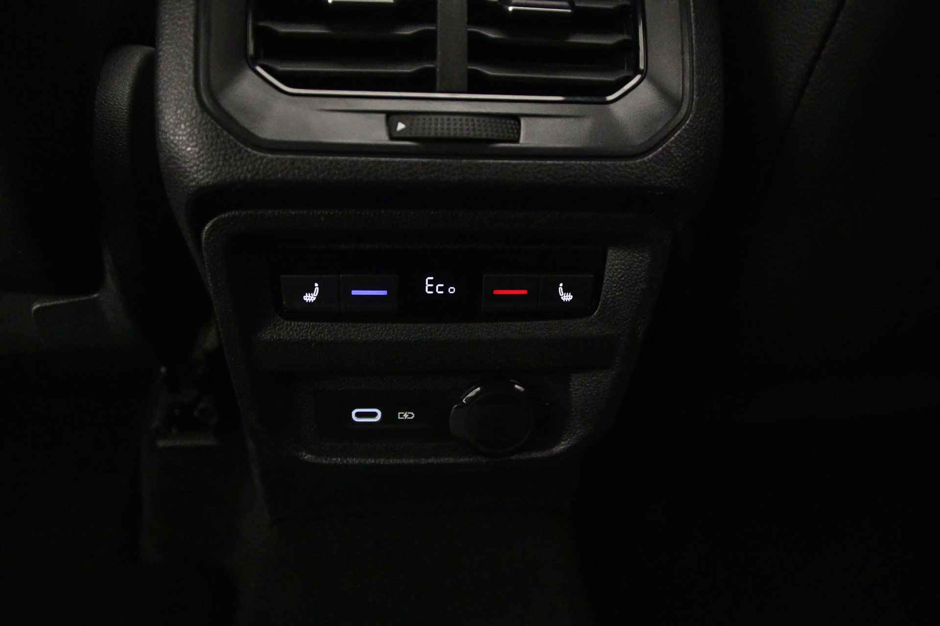 SEAT Tarraco FR 1.4 TSI e-Hybrid 245pk DSG Automaat Panoramadak, 360 camera, Elektrische achterklep, Adaptive cruise control, Navigatie, Airco, Stoelverwarming, LED verlichting, Stuurwiel verwarmd, Parkeersensoren - 43/53