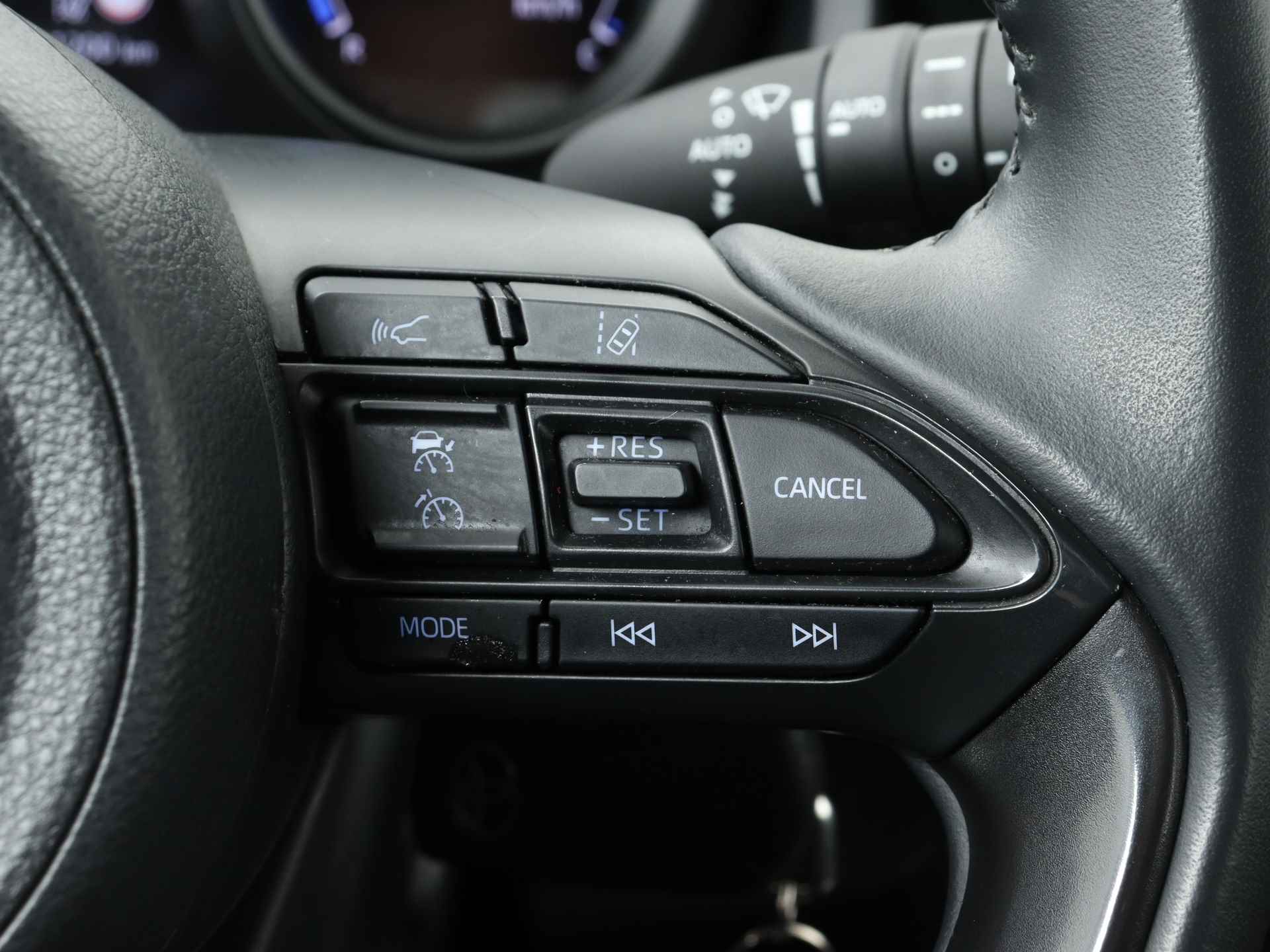 Toyota Yaris Cross 1.5 Hybrid Active | Camera | Apple Carplay & Android Auto | Adap. Cruise Control | Climate Control | - 23/42