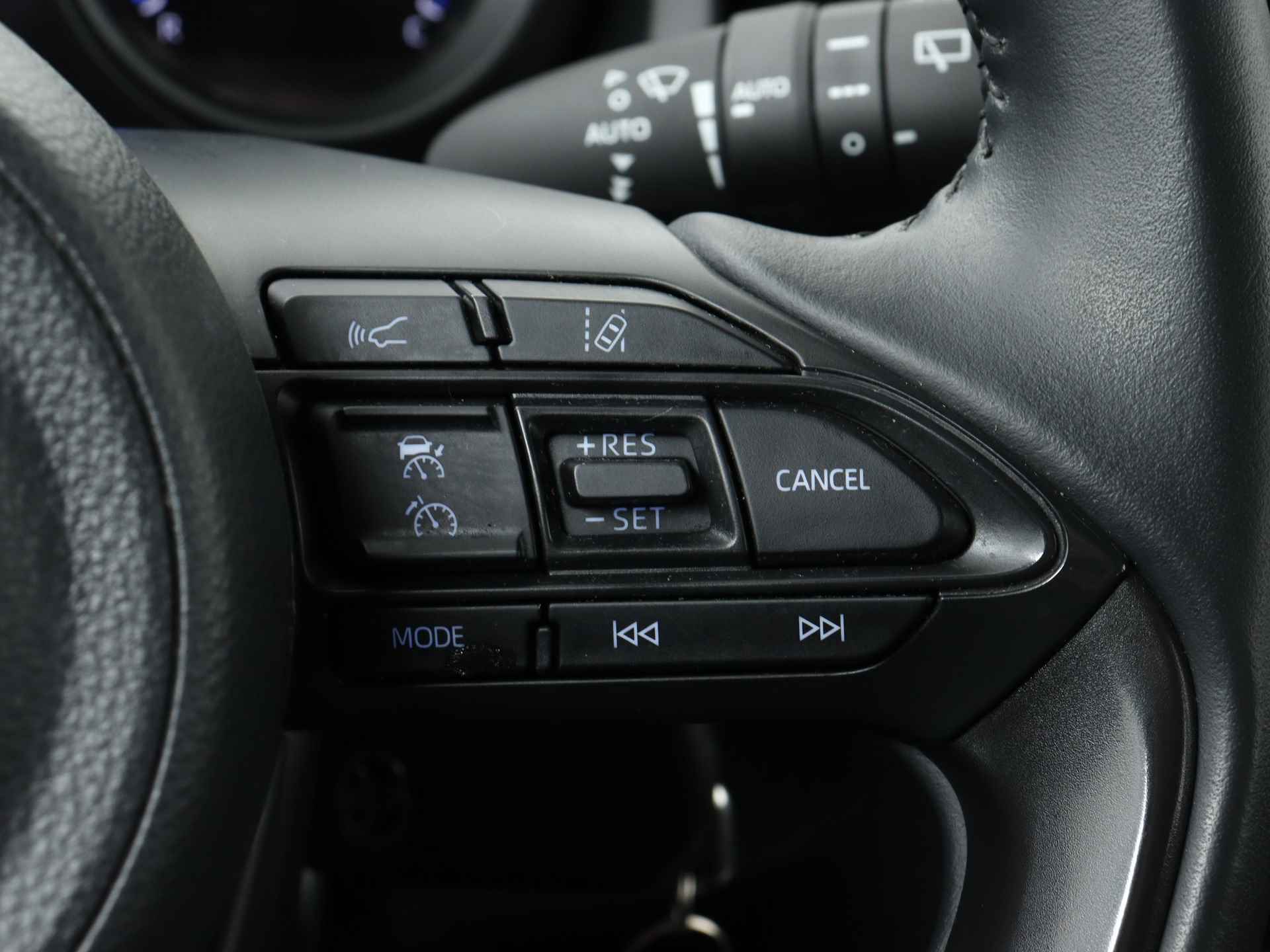 Toyota Yaris Cross 1.5 Hybrid Active | Camera | Apple Carplay & Android Auto | Adap. Cruise Control | Climate Control | - 26/42