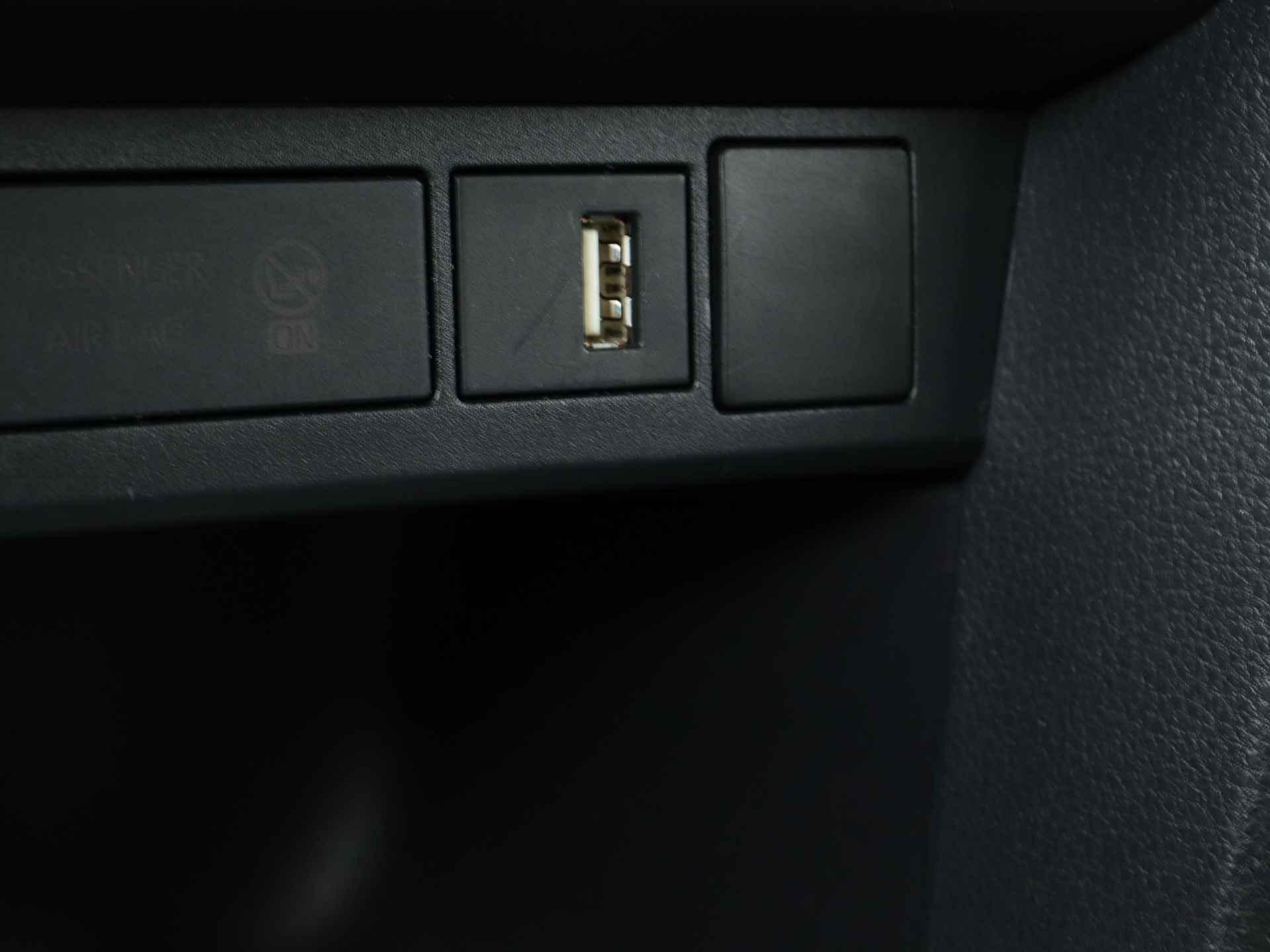 Toyota Yaris Cross 1.5 Hybrid Active | Camera | Apple Carplay & Android Auto | Adap. Cruise Control | Climate Control | - 35/42
