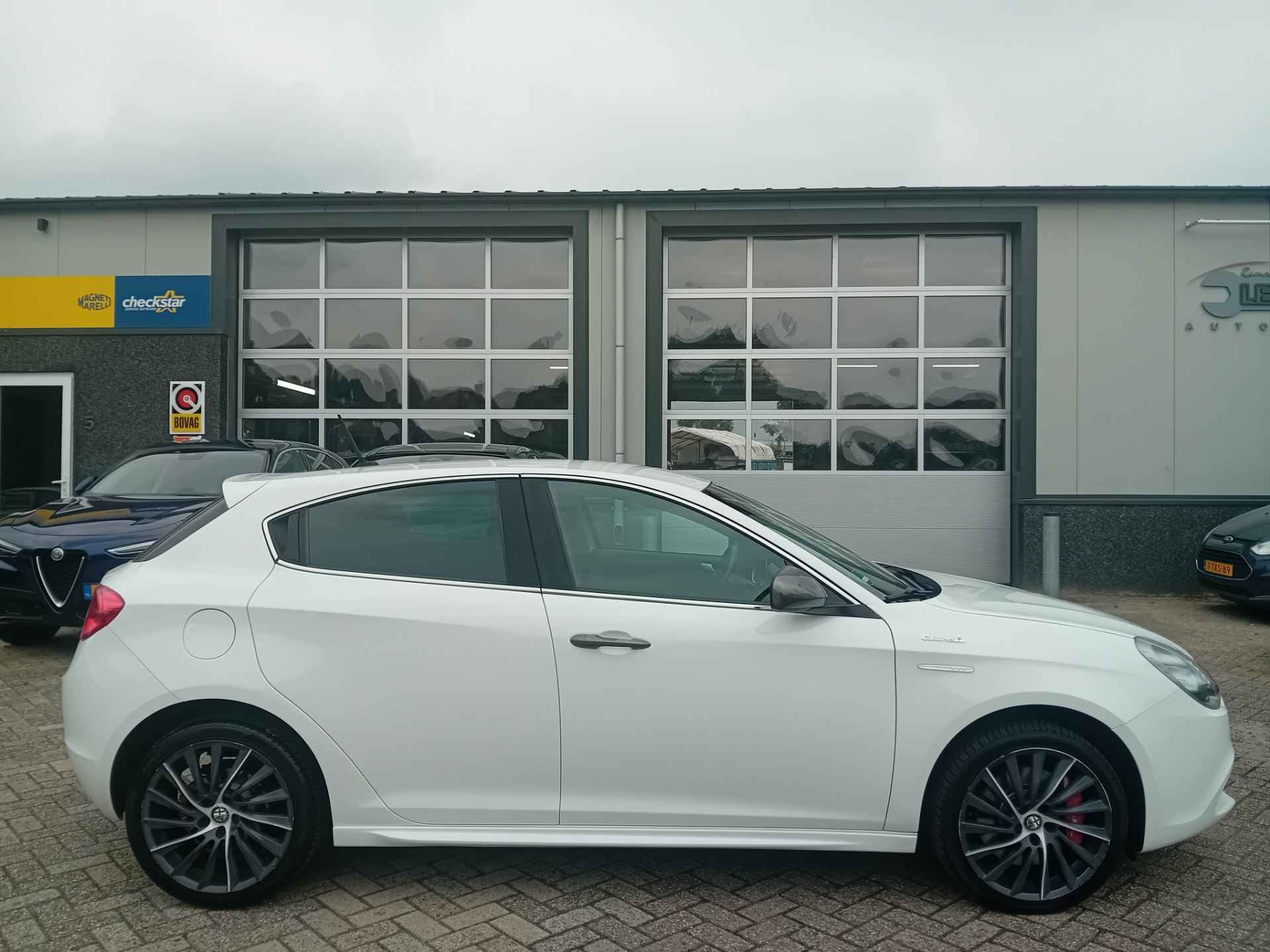 Alfa Romeo Giulietta 1.4 Turbo - QV Line - Bose - 5/19