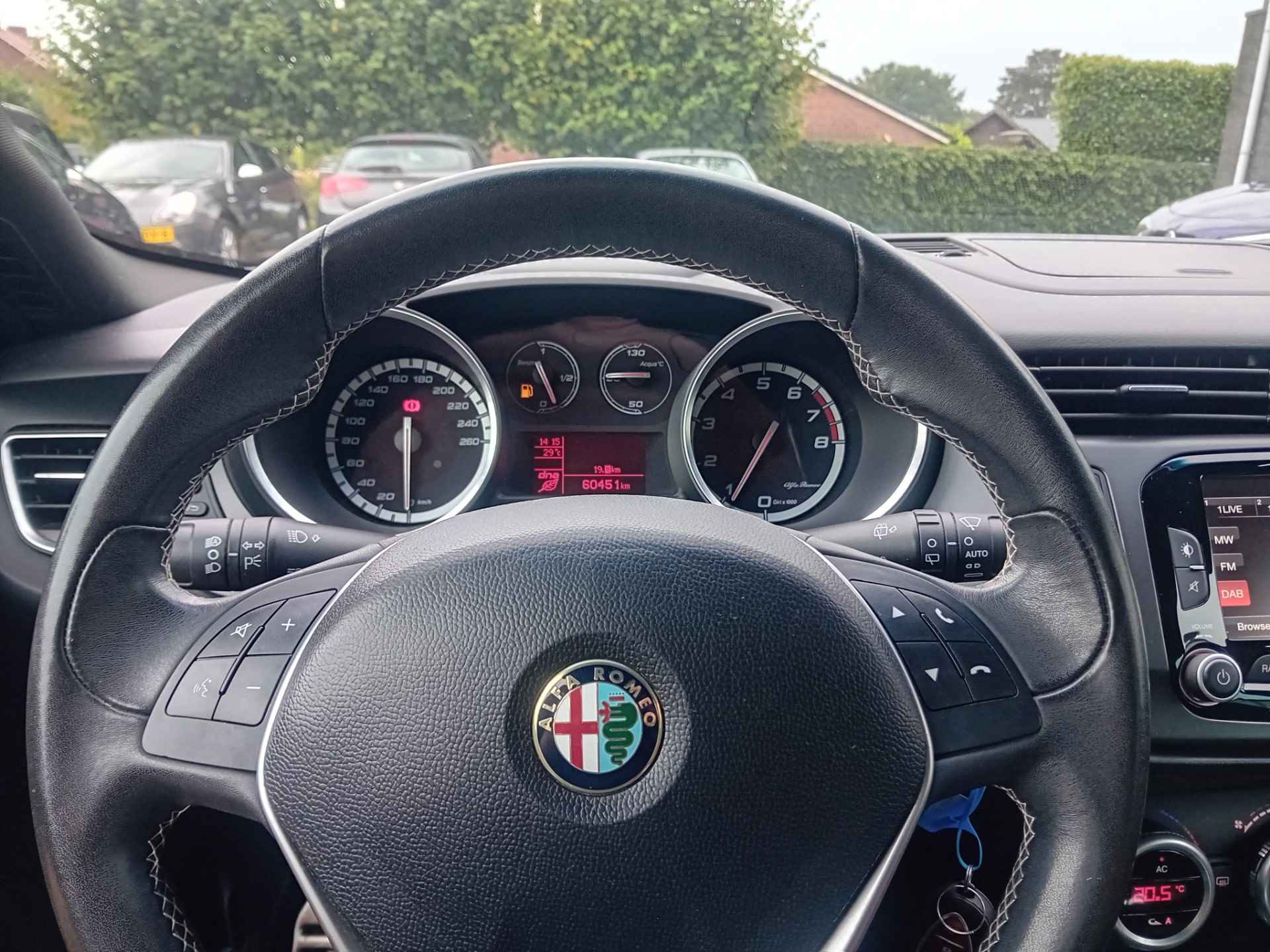 Alfa Romeo Giulietta 1.4 Turbo - QV Line - Bose - 9/19