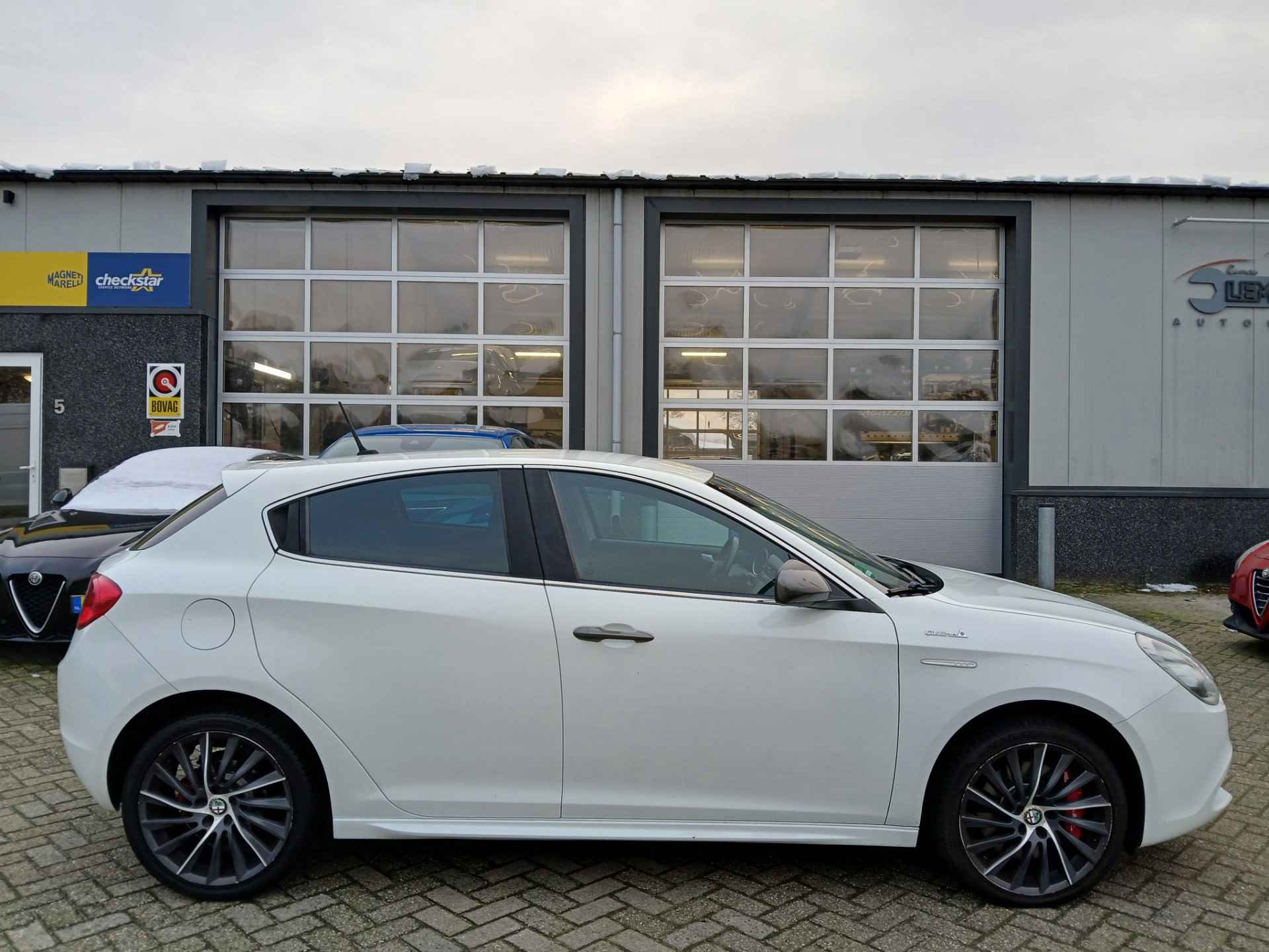 Alfa Romeo Giulietta 1.4 Turbo - QV Line - Bose - 4/18