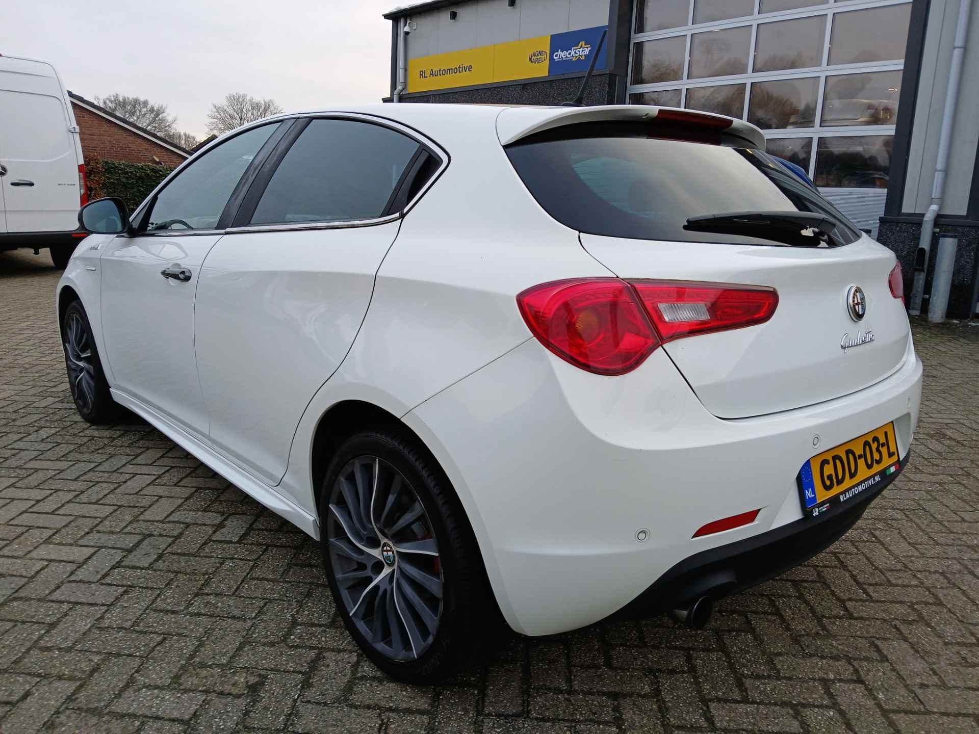 Alfa Romeo Giulietta 1.4 Turbo - QV Line - Bose - 6/18