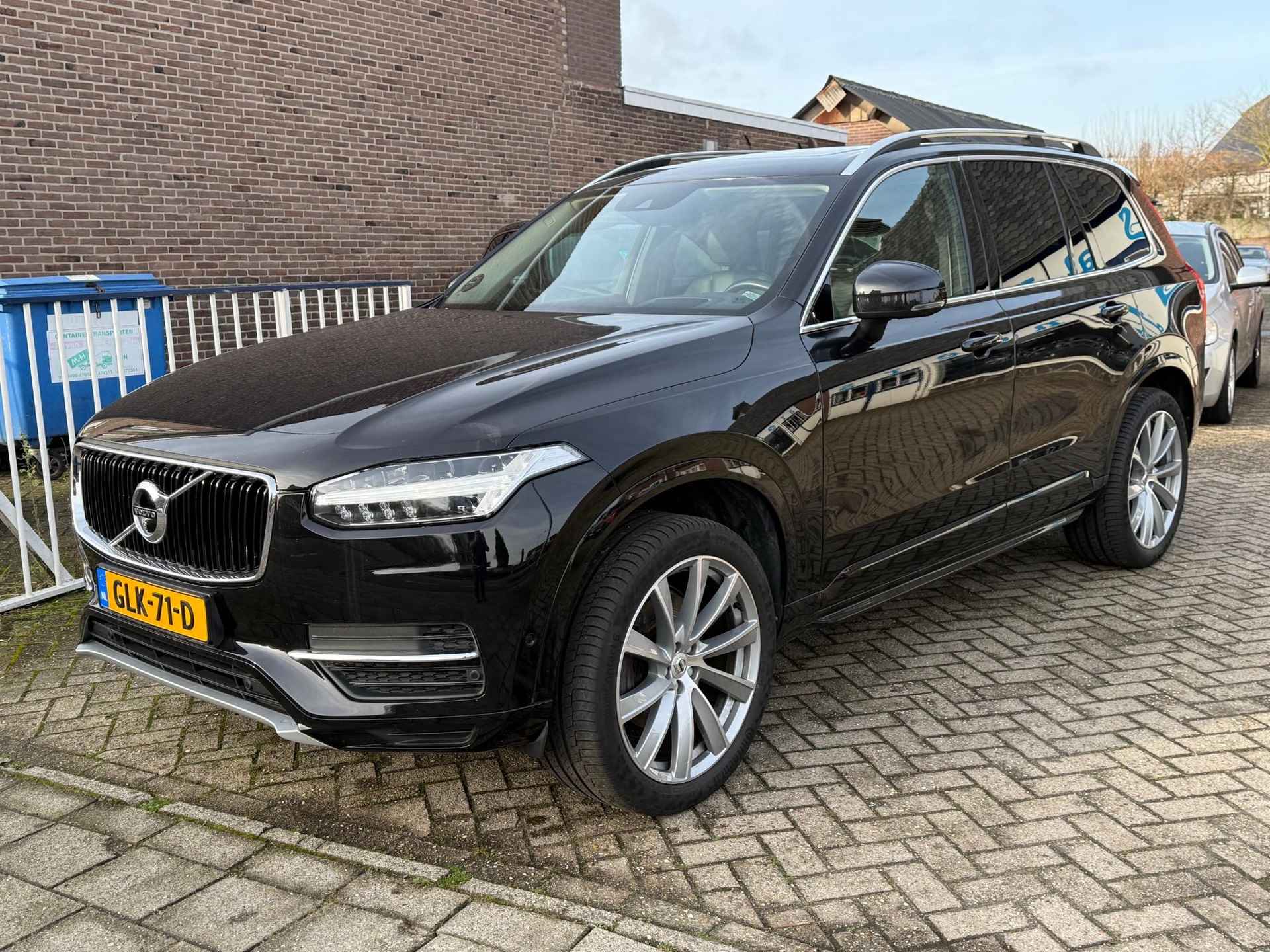 Volvo XC90 2.0 T5 254 pk AWD Luxury-line 5-zitter - 2/30