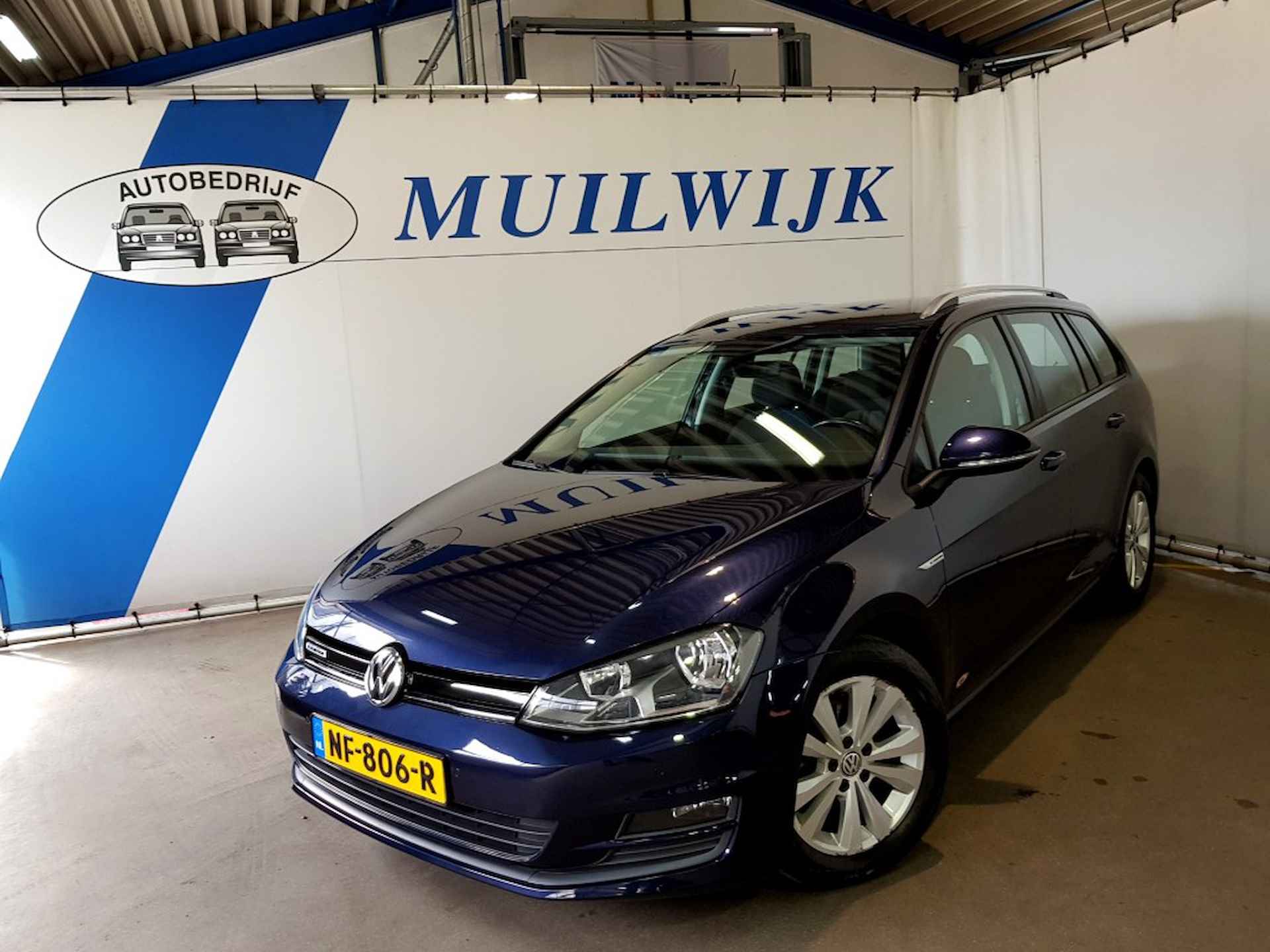 VOLKSWAGEN Golf Variant 1.0 TSI Connected Series / Navi / Camera / NL Aut - 2/45