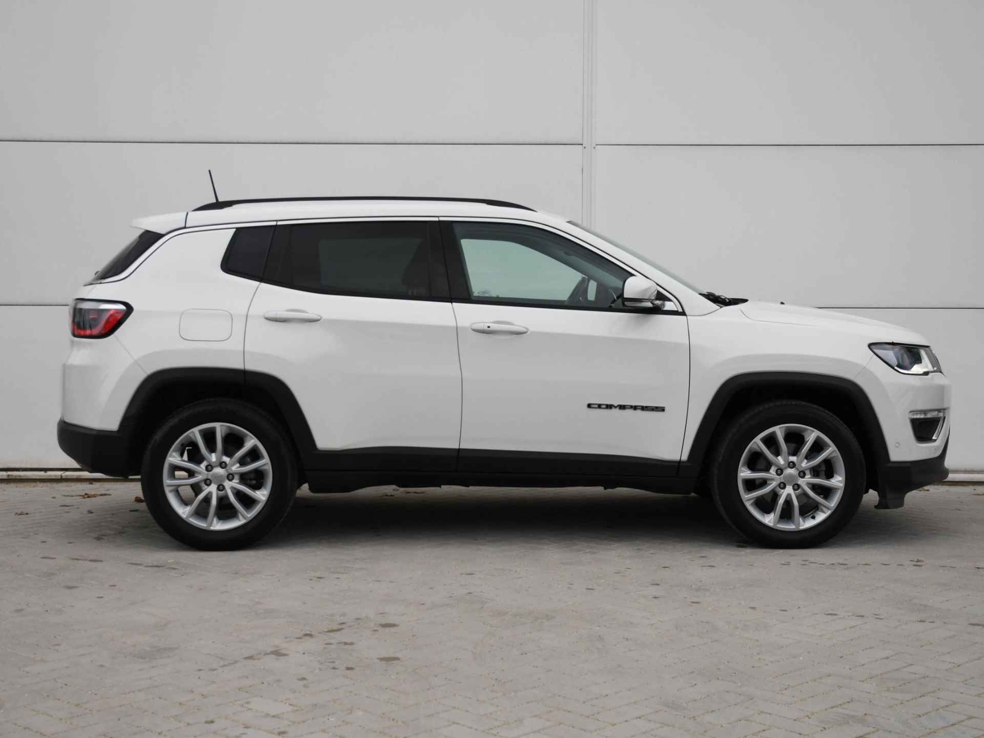 Jeep Compass Limited 1.3T 130pk NAVI | CRUISE | CLIMA | KEYLESS ENTRY | LANE DEPARTURE WARNING | CAMERA - 3/28