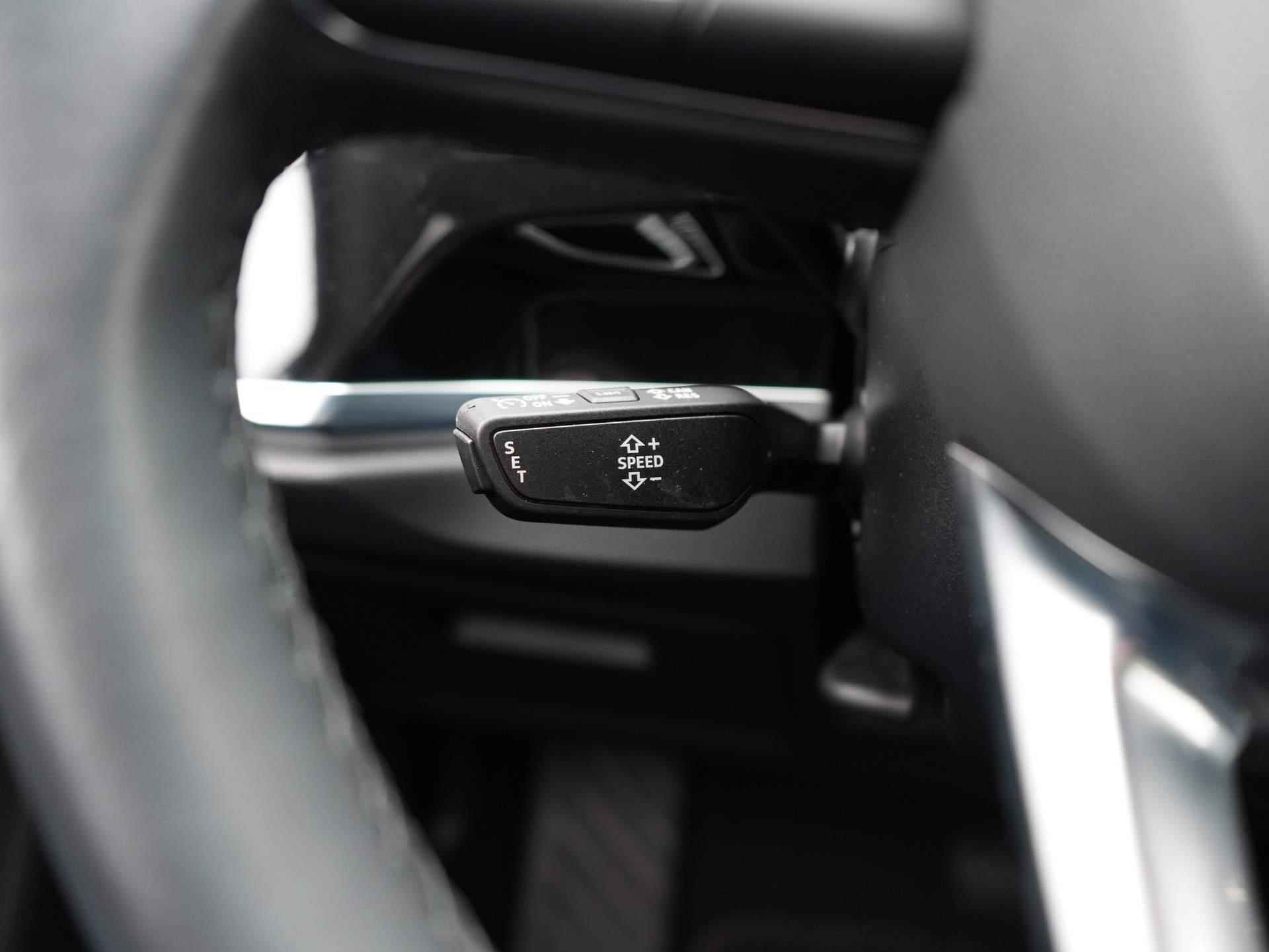 Audi Q3 35 TFSI Pro Line Clima | Trekhaak | Apple Carplay | 19 Inch - 17/41