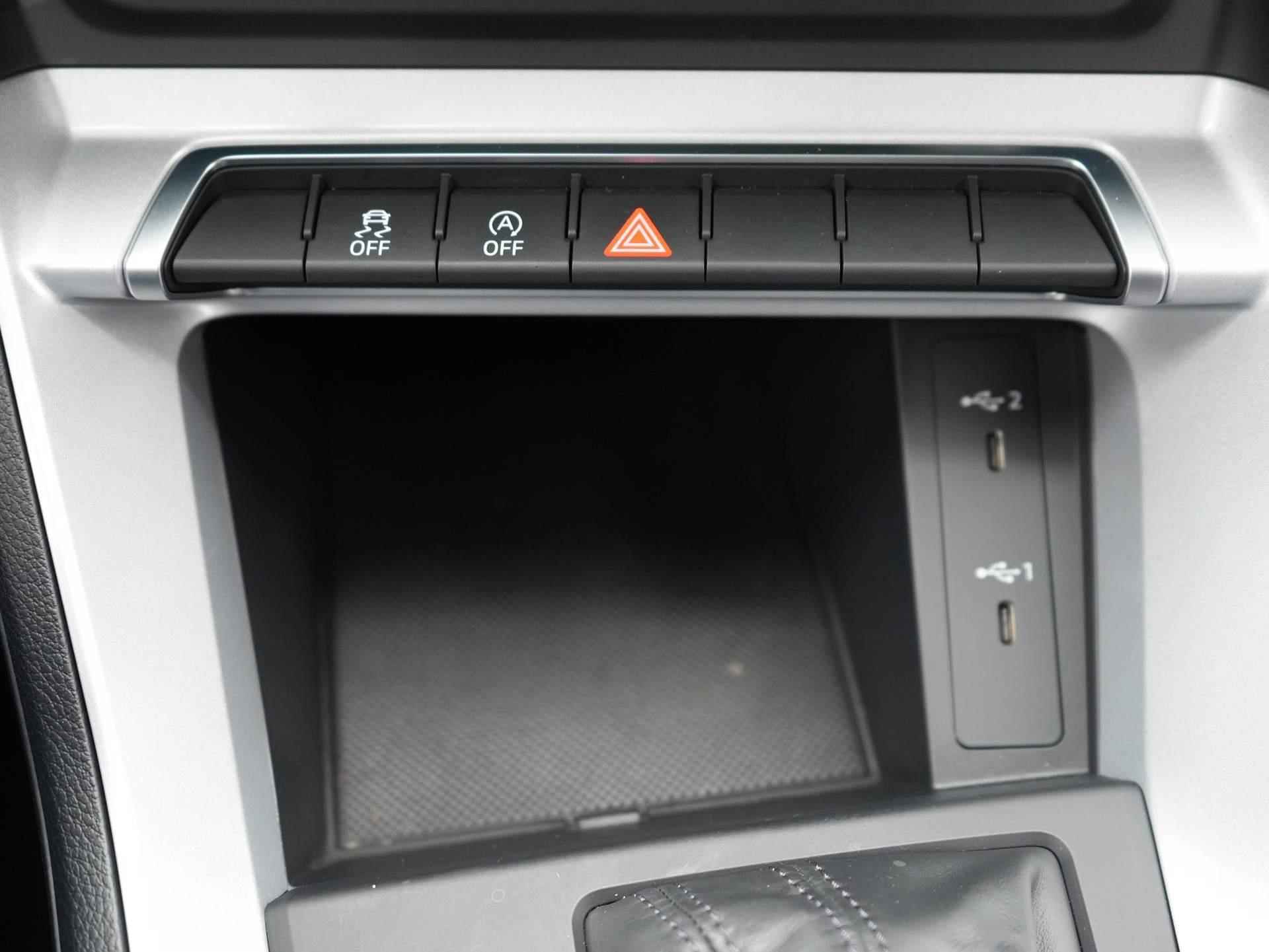 Audi Q3 35 TFSI Pro Line Clima | Trekhaak | Apple Carplay | 19 Inch - 23/41