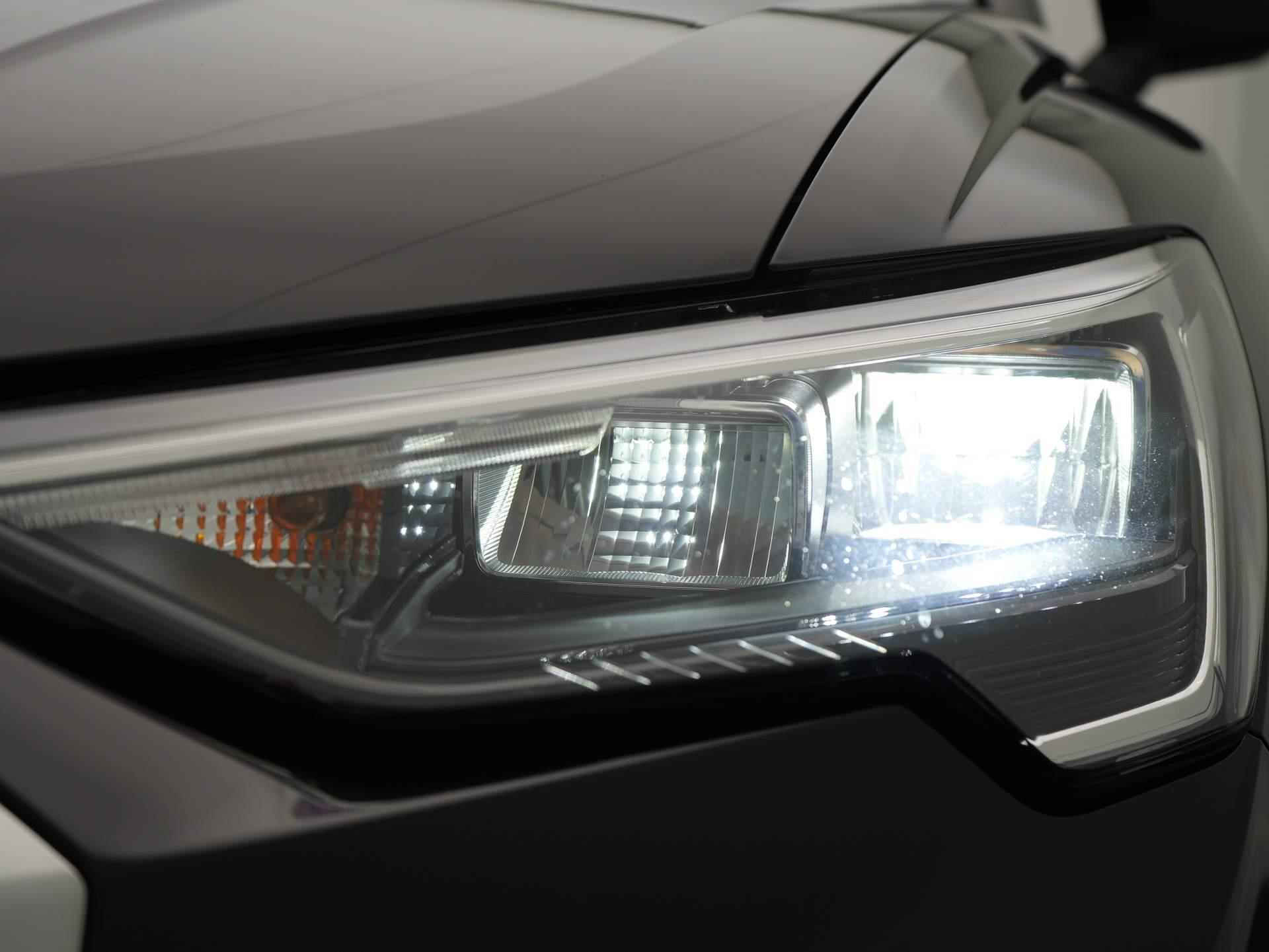 Audi Q3 35 TFSI Pro Line Clima | Trekhaak | Apple Carplay | 19 Inch - 40/41