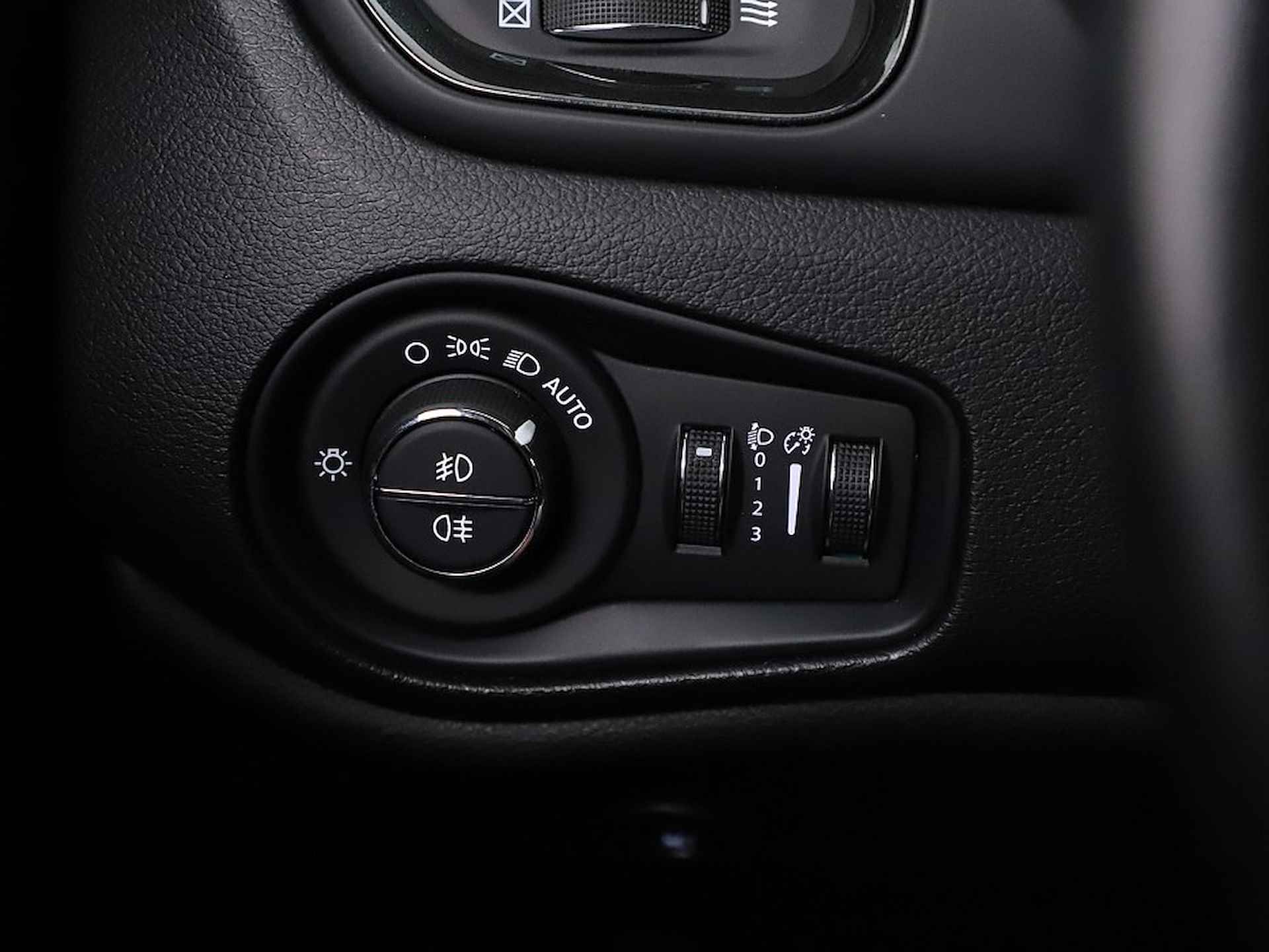 Jeep Renegade 4xe 240 Plug-in Hybrid Electric S KENWOOD ! LEDER INTERIEUR  ! FULL LED | Trekhaak - 14/37