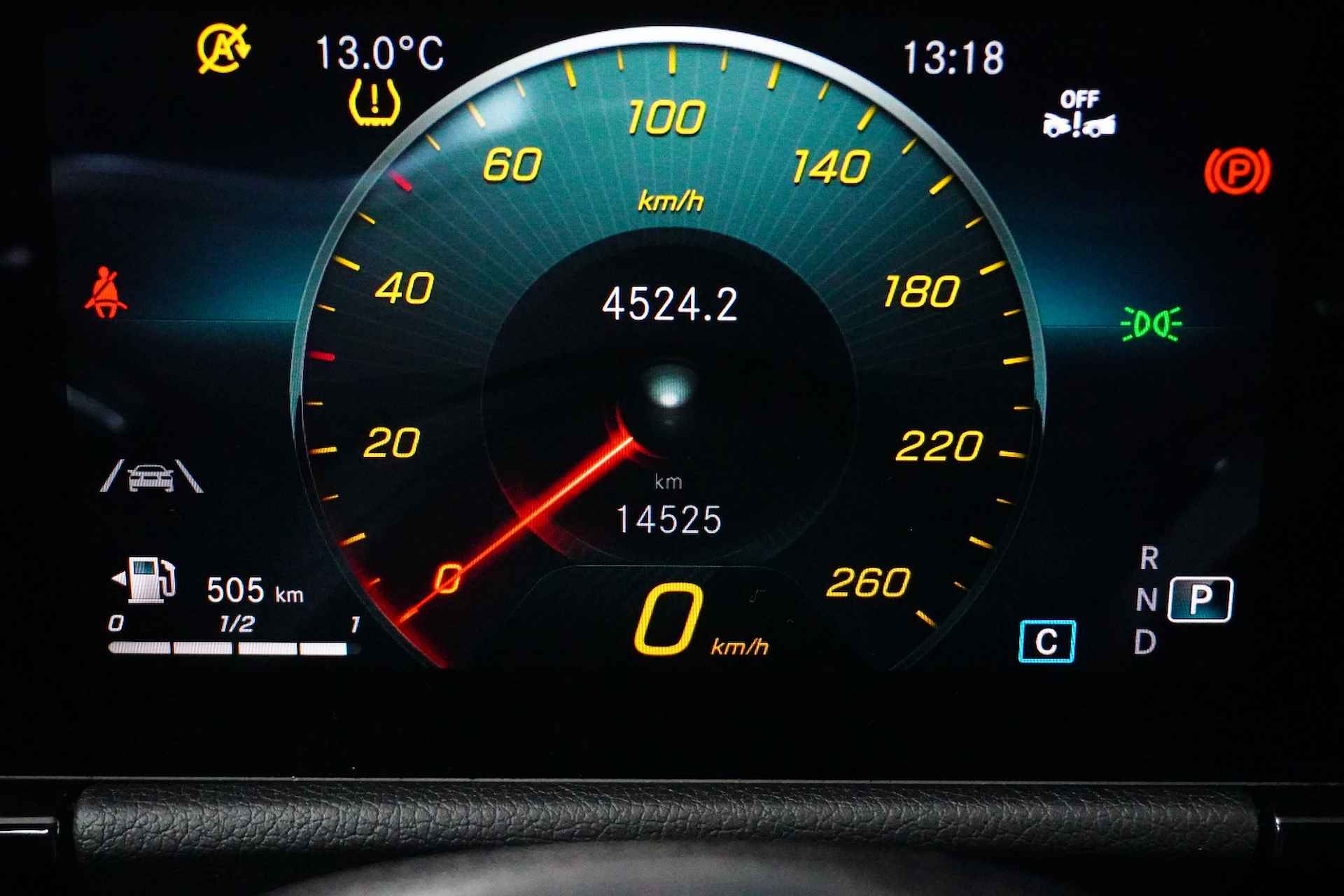 Mercedes-Benz GLA 180 AMG Line. Navigatie | Stoelverwarming | Achteruitrijcamera | - 46/50
