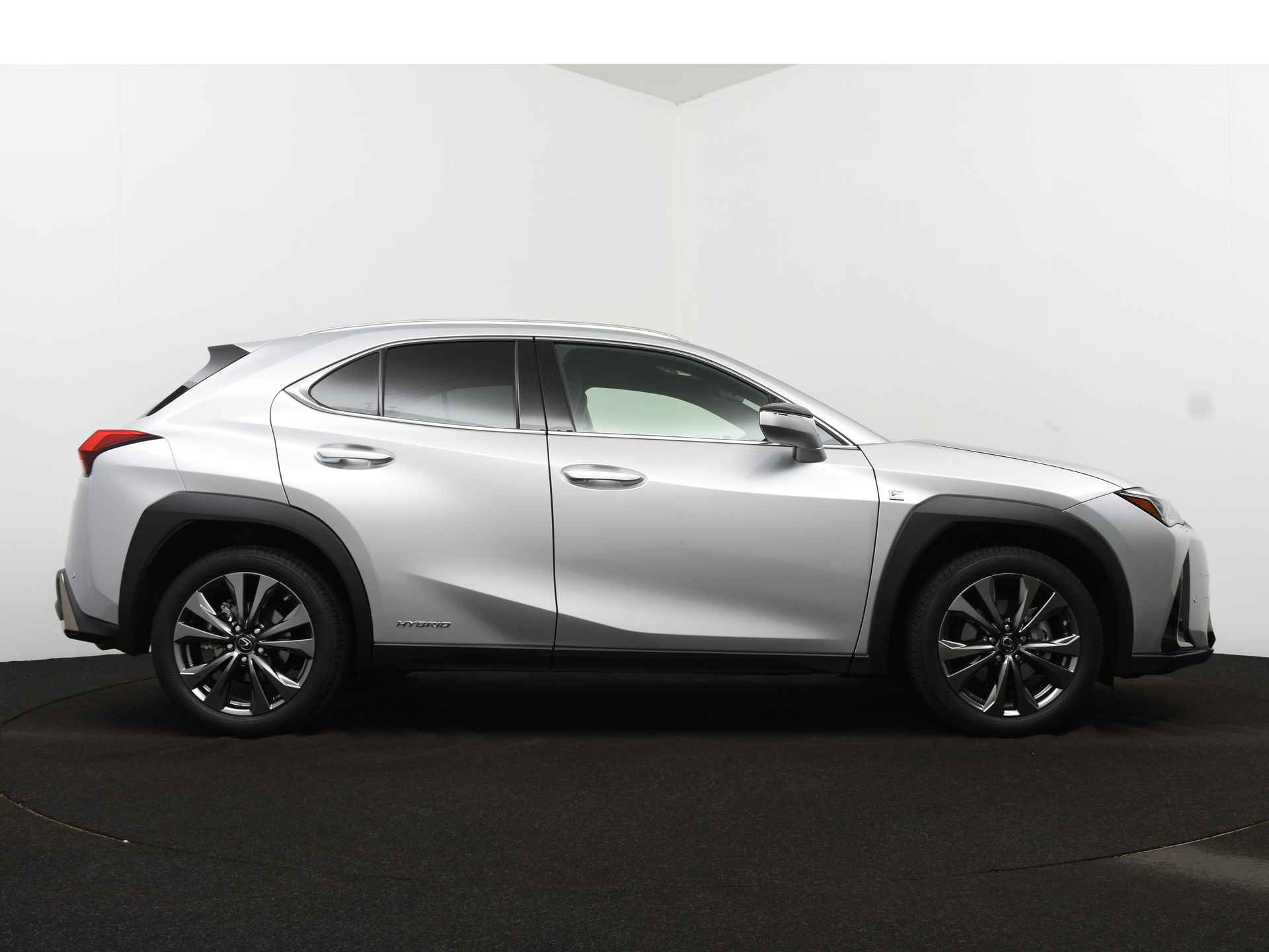 Lexus UX 250h F Sport Business | Stoelverwarming | Sportstoelen | Apple Carplay / Android Auto | Blindspot monitoring | - 13/35