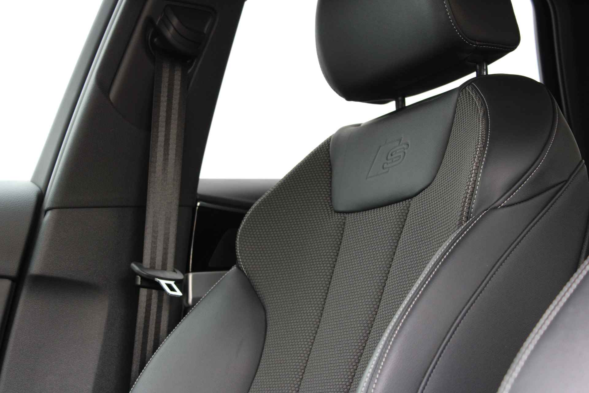Audi A4 Avant S Edition 35 TFSI 150 pk S-tronic | Navigatie | PDC v+a | LED | Adap. Cruise Control | 18"Lmv | Elek.Achterklep - 47/57