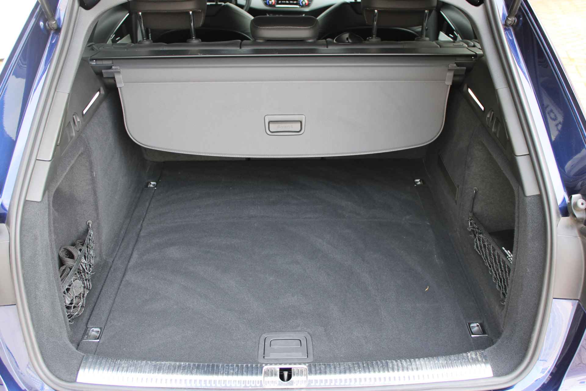 Audi A4 Avant S Edition 35 TFSI 150 pk S-tronic | Navigatie | PDC v+a | LED | Adap. Cruise Control | 18"Lmv | Elek.Achterklep - 53/57
